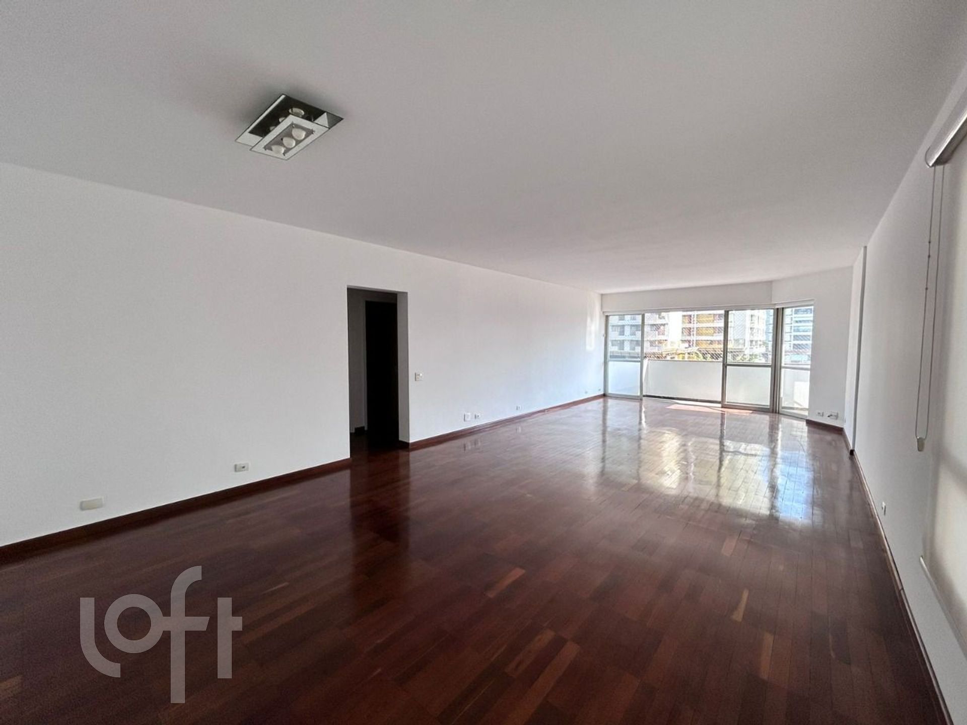 Apartamento à venda com 3 quartos, 144m² - Foto 3