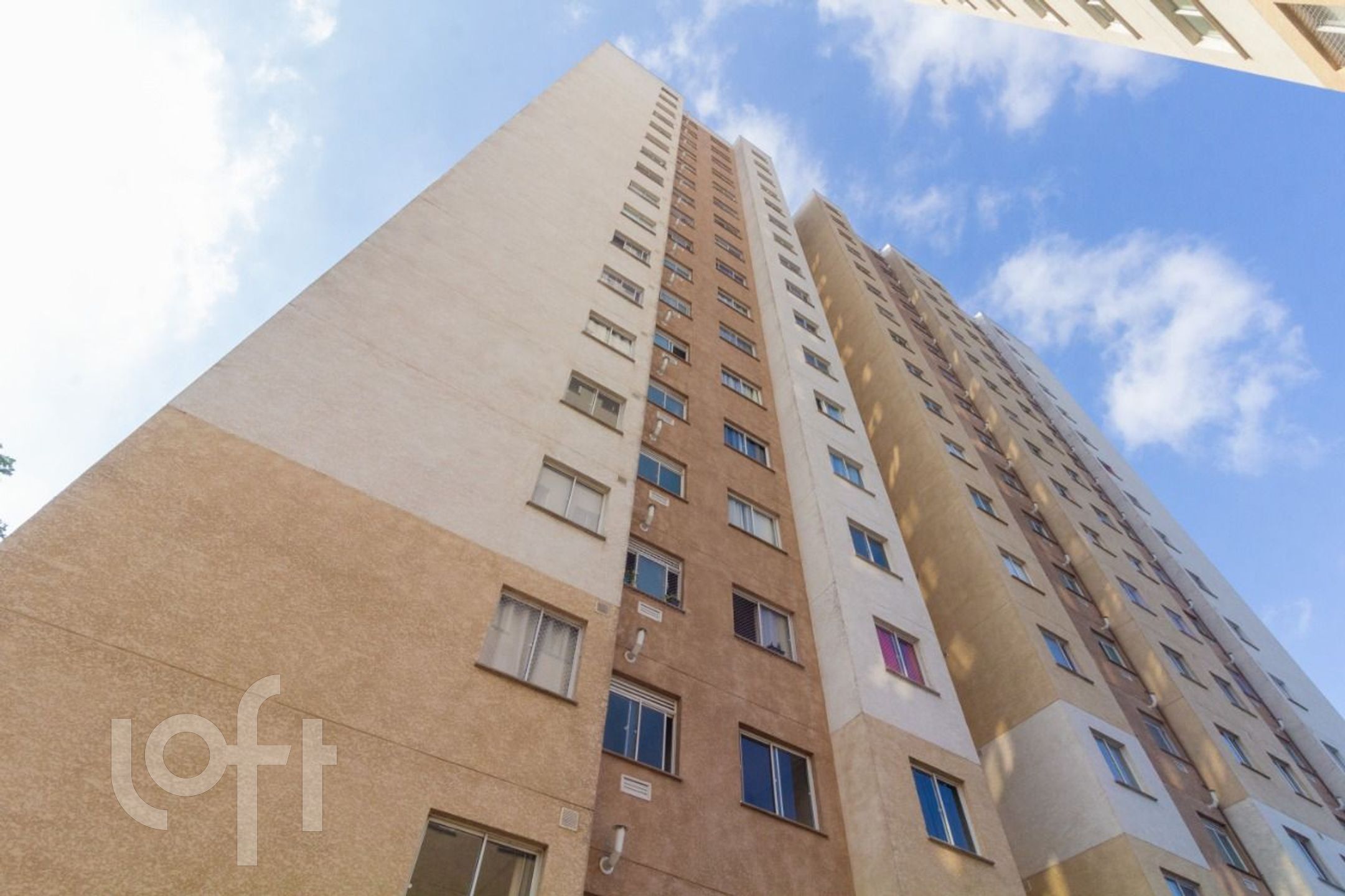 Imagem da propriedade PU15b9sq5 32
