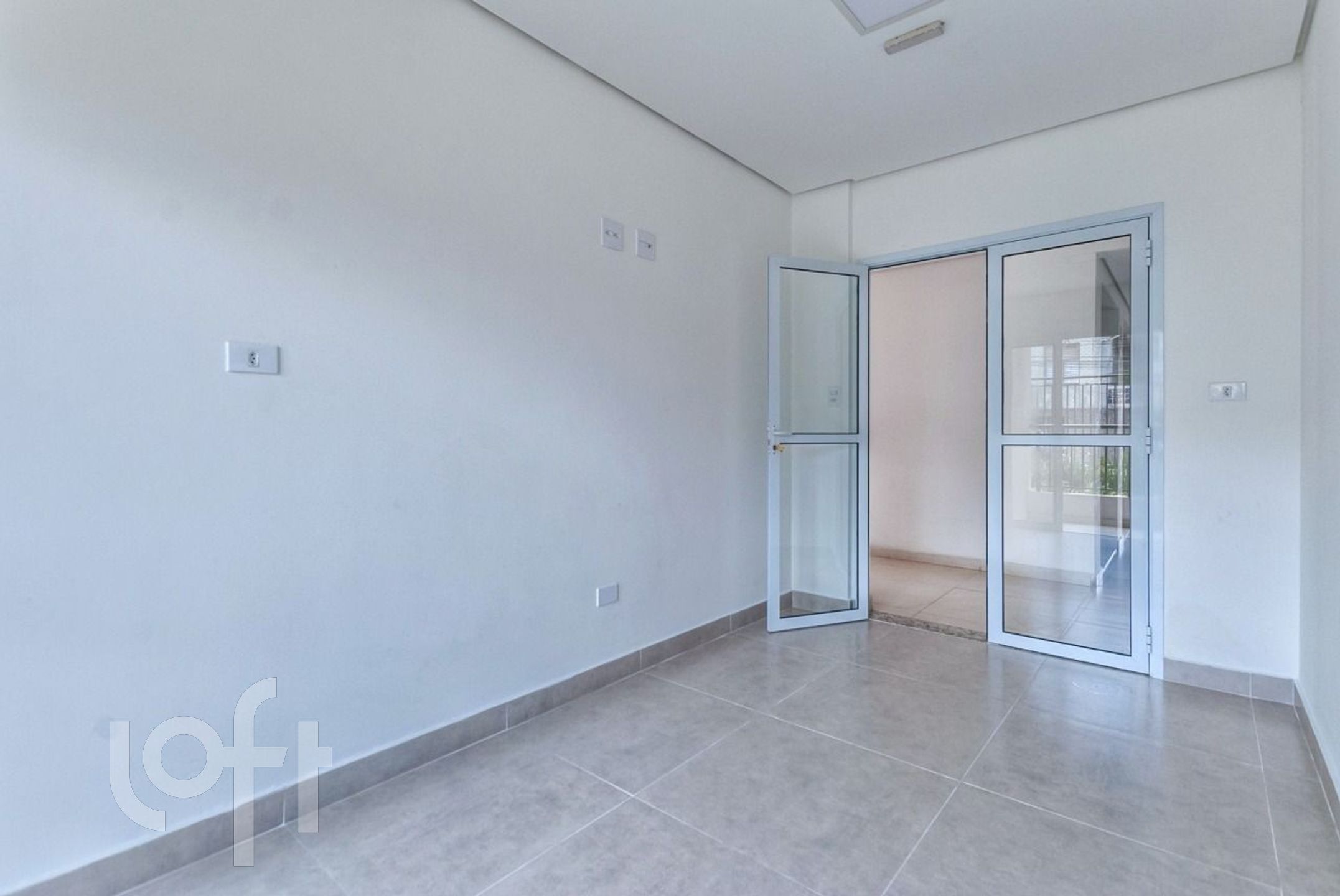 Apartamento à venda com 2 quartos, 60m² - Foto 26