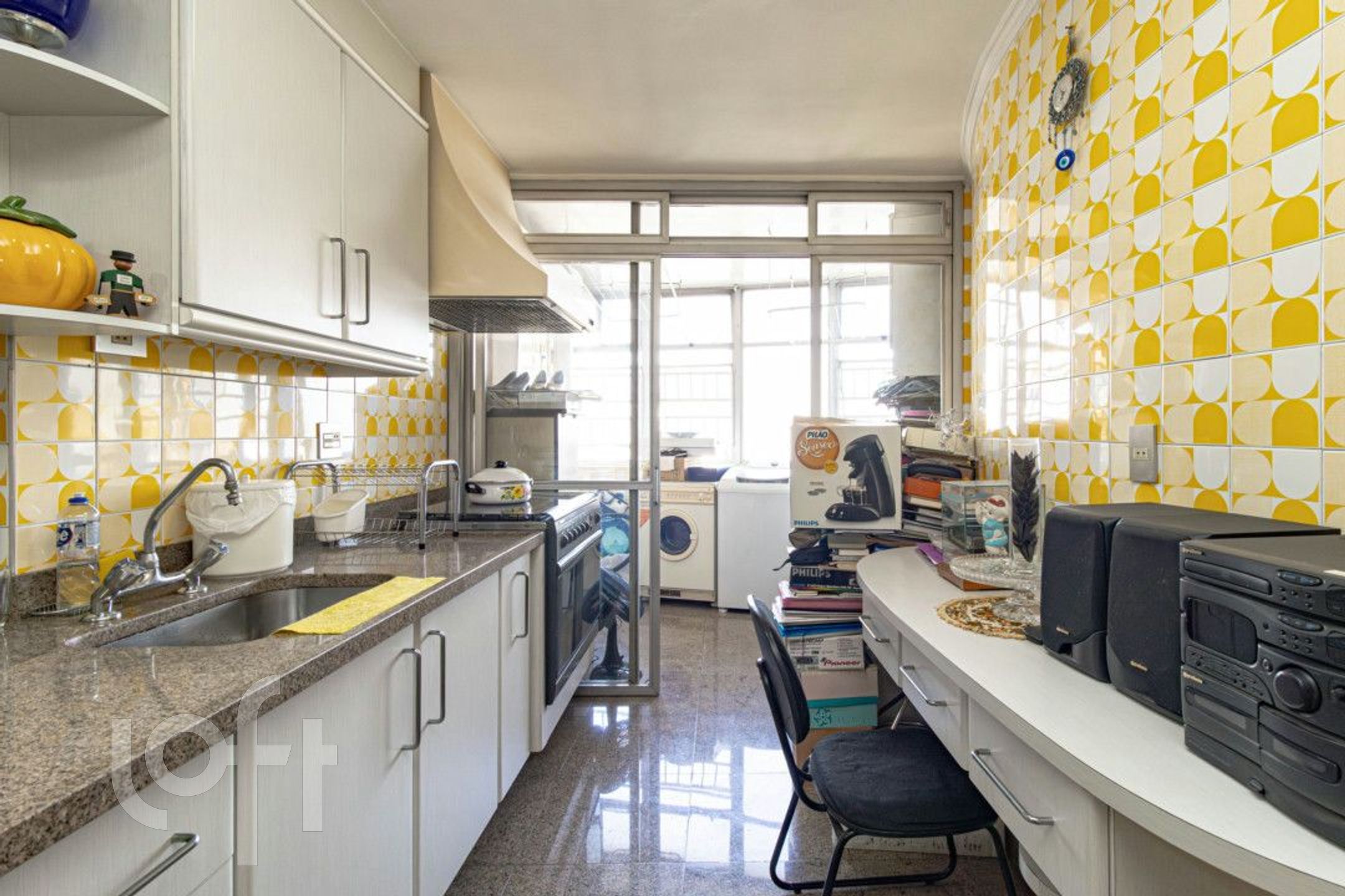 Apartamento à venda com 3 quartos, 177m² - Foto 9