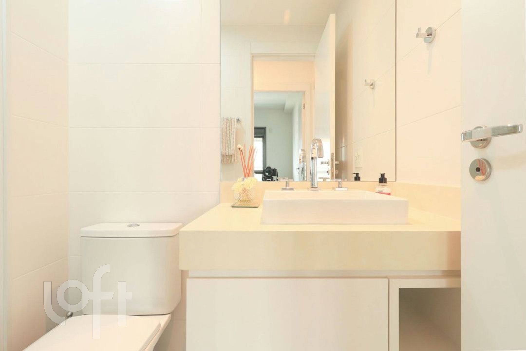 Apartamento à venda com 2 quartos, 69m² - Foto 26