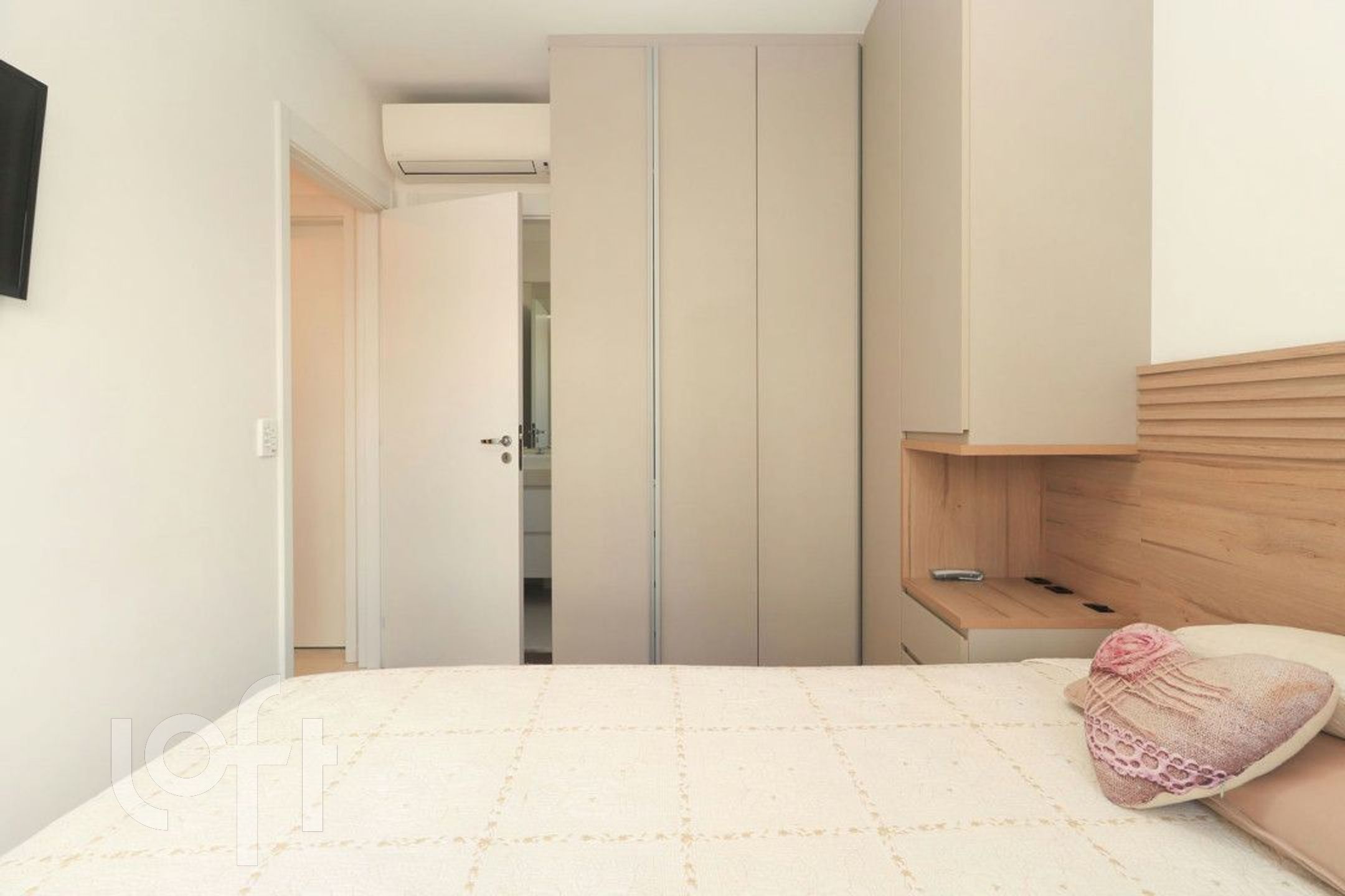 Apartamento à venda com 2 quartos, 69m² - Foto 21