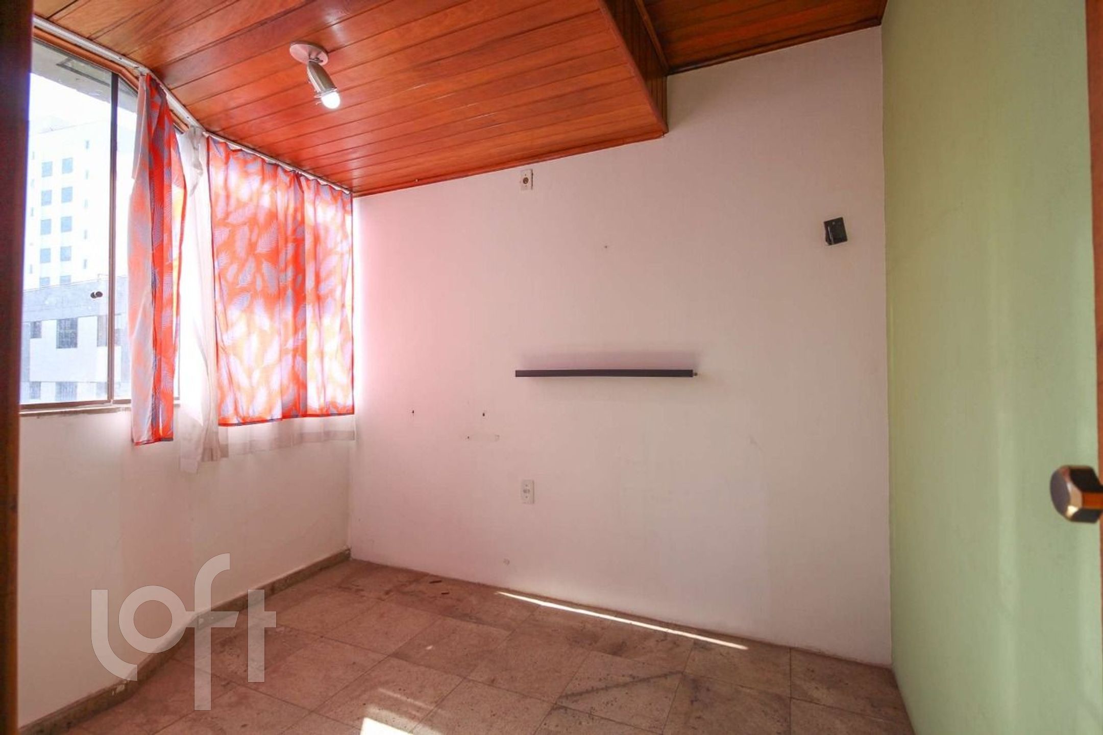 Apartamento à venda com 5 quartos, 270m² - Foto 31