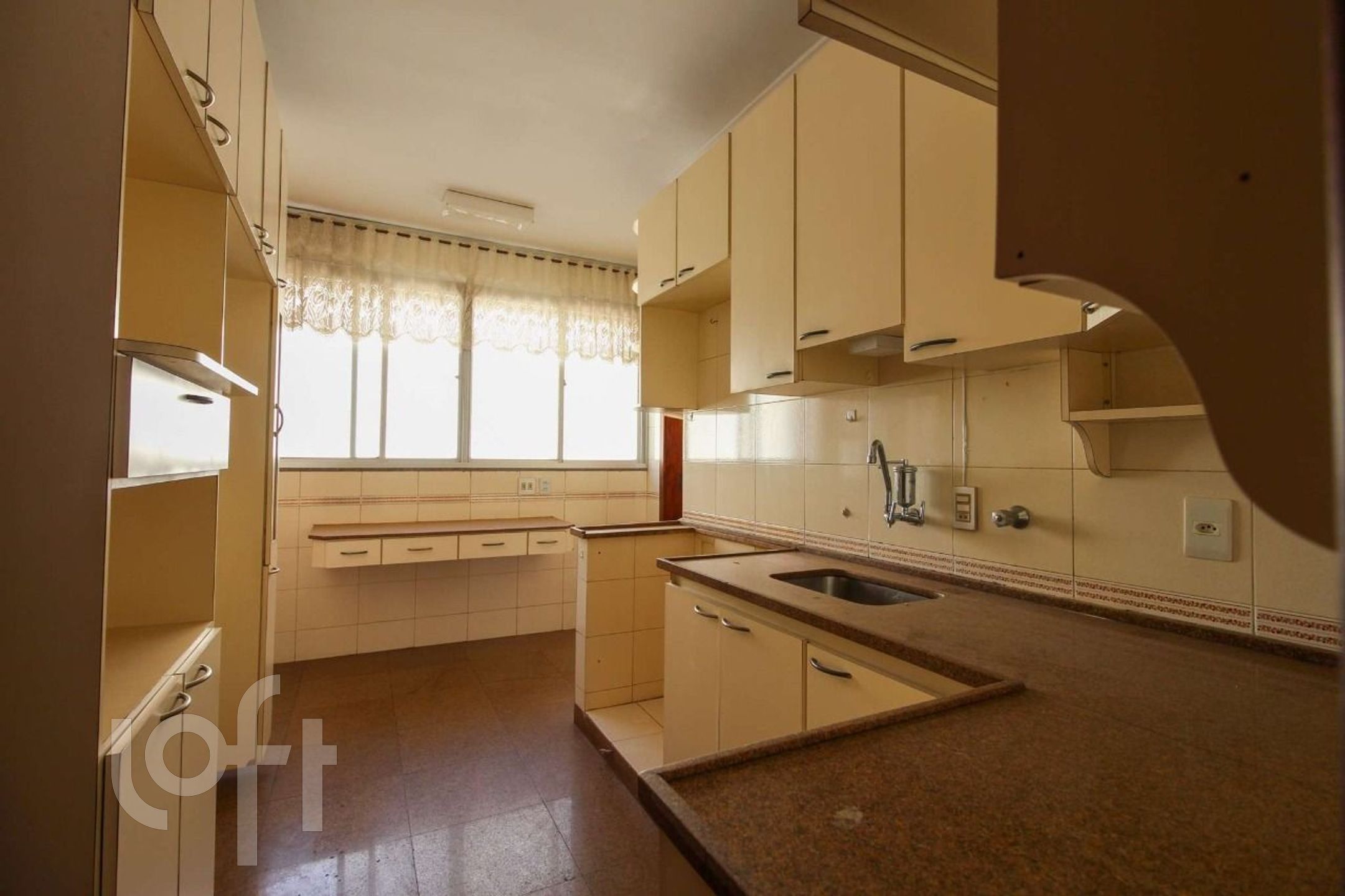 Apartamento à venda com 5 quartos, 270m² - Foto 33