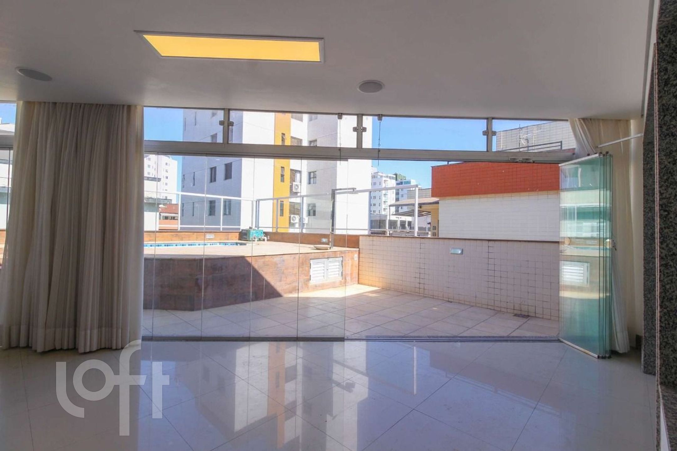 Apartamento à venda com 5 quartos, 270m² - Foto 6