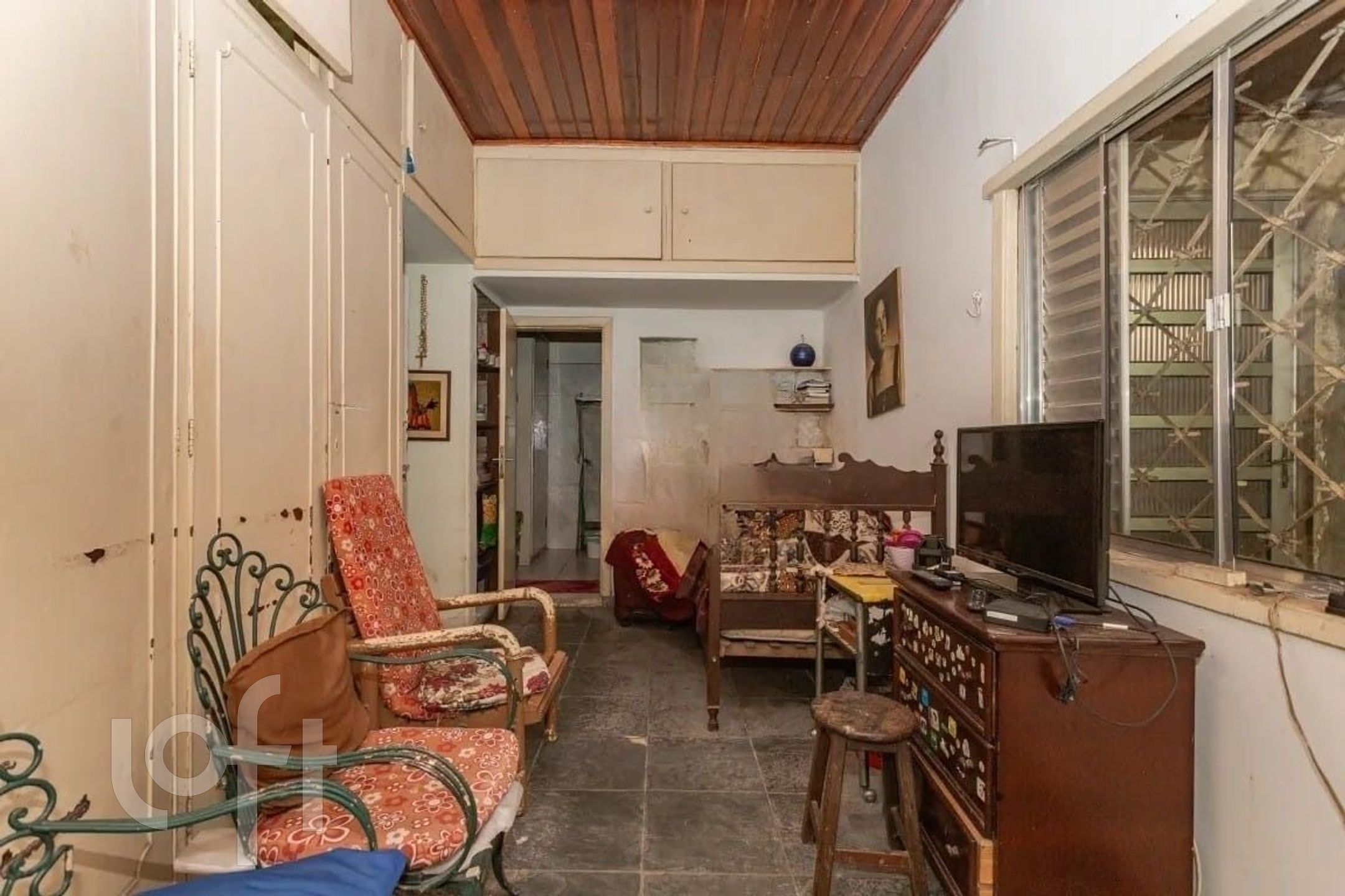 Casa à venda com 6 quartos, 240m² - Foto 9