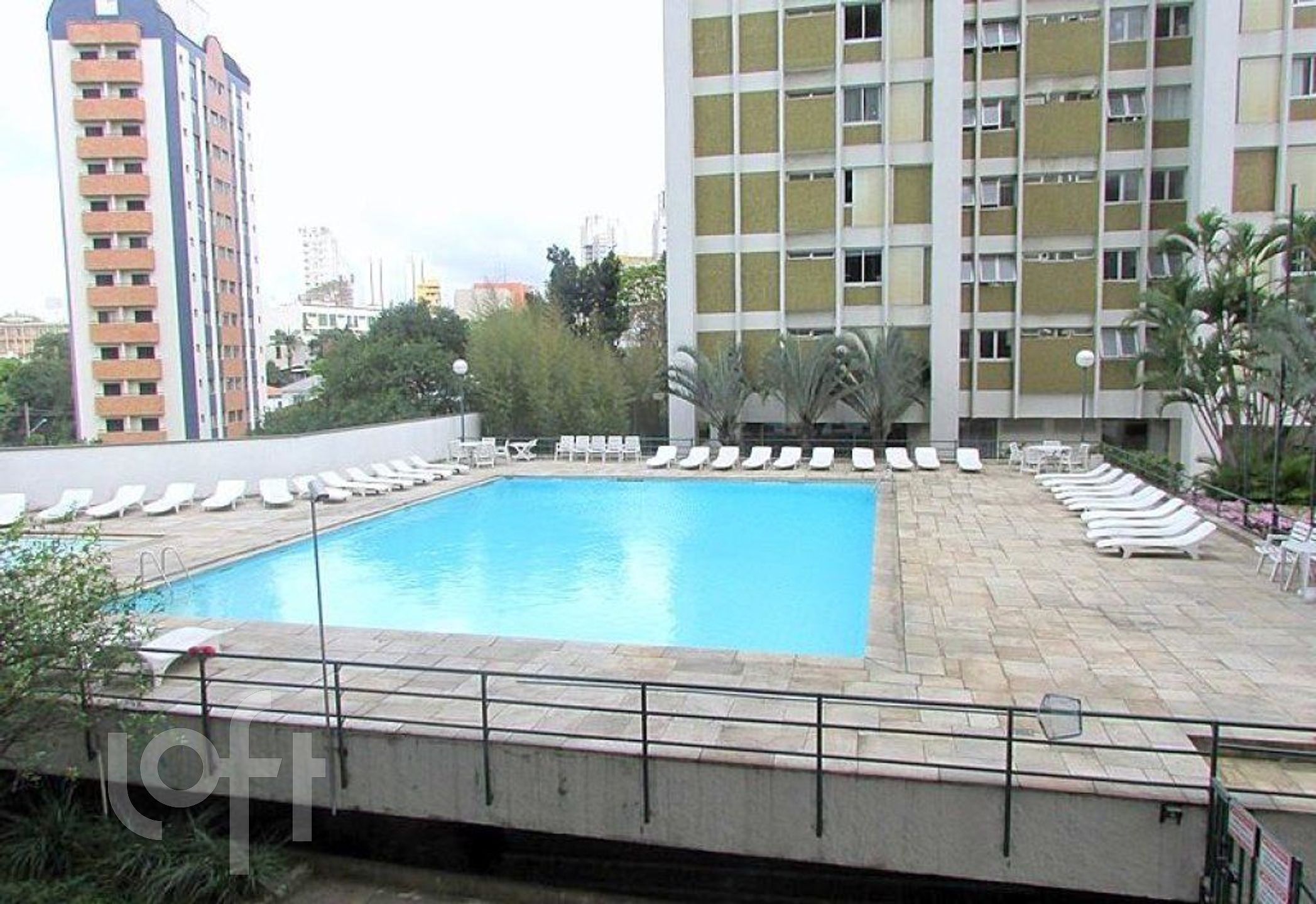 Apartamento à venda com 3 quartos, 137m² - Foto 19