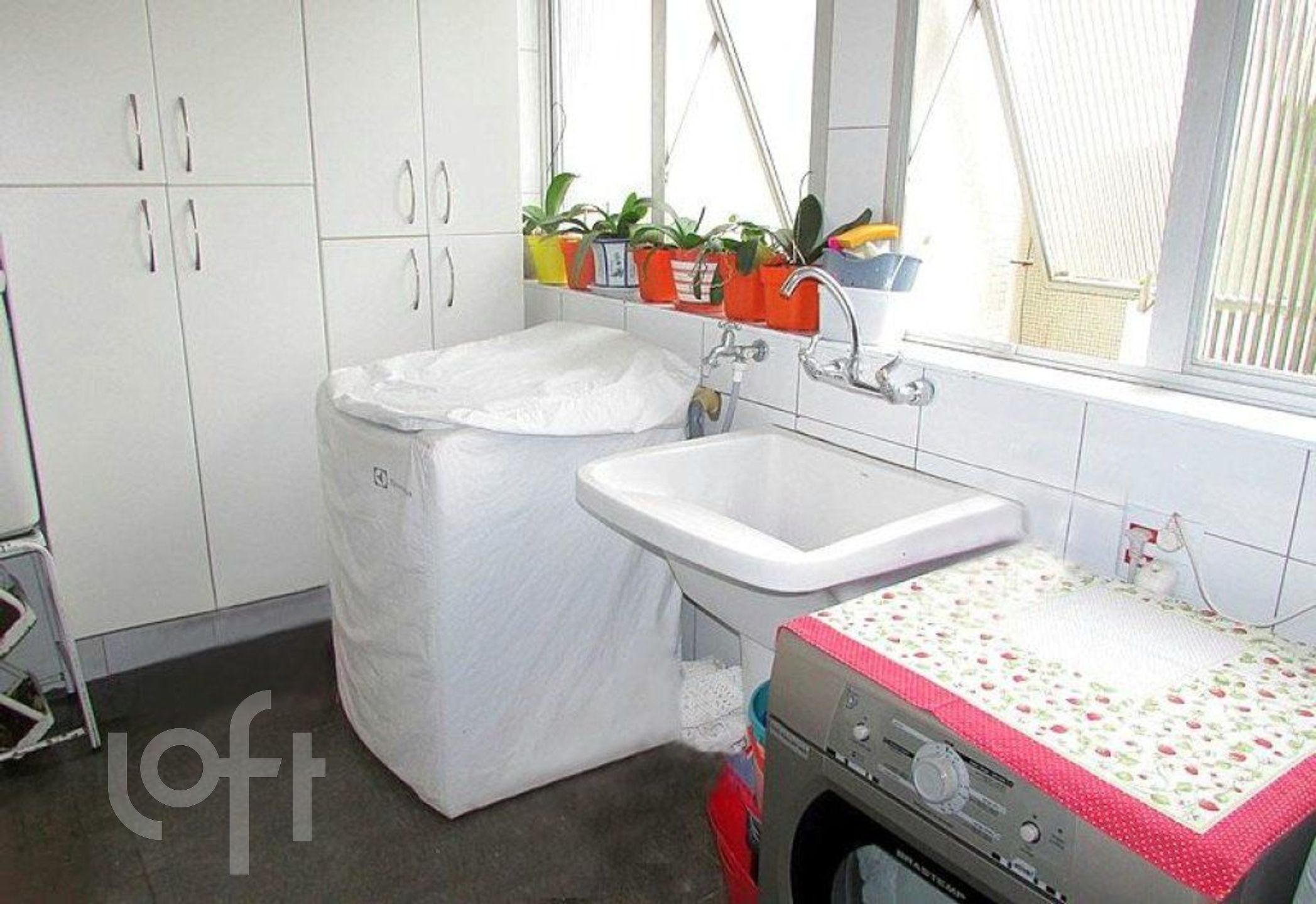 Apartamento à venda com 3 quartos, 137m² - Foto 12