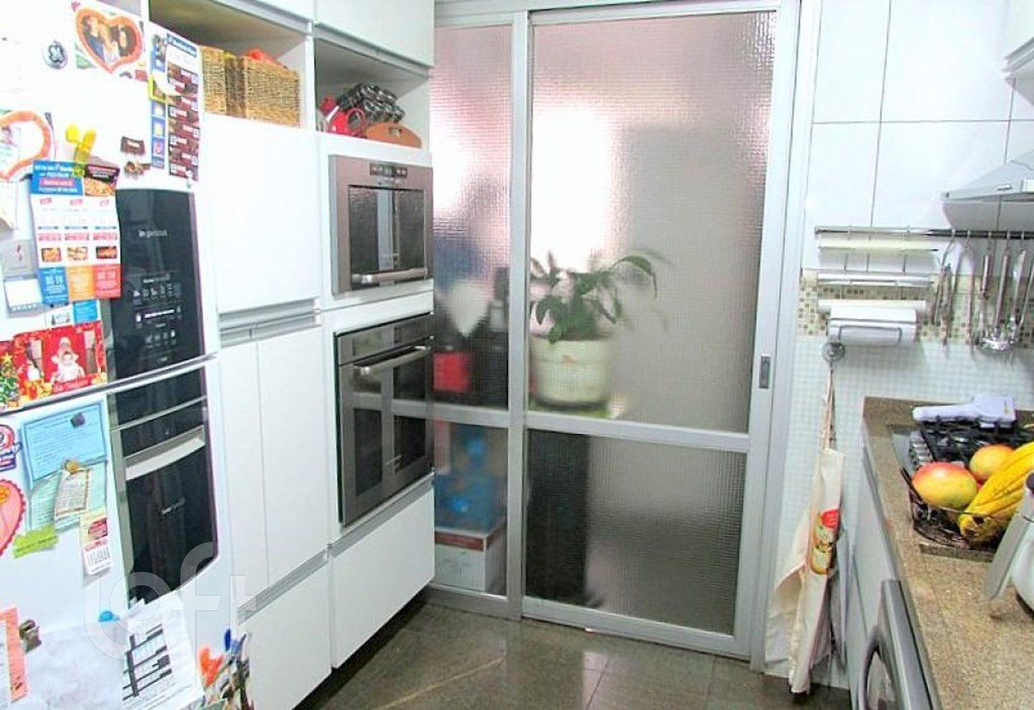 Apartamento à venda com 3 quartos, 137m² - Foto 14