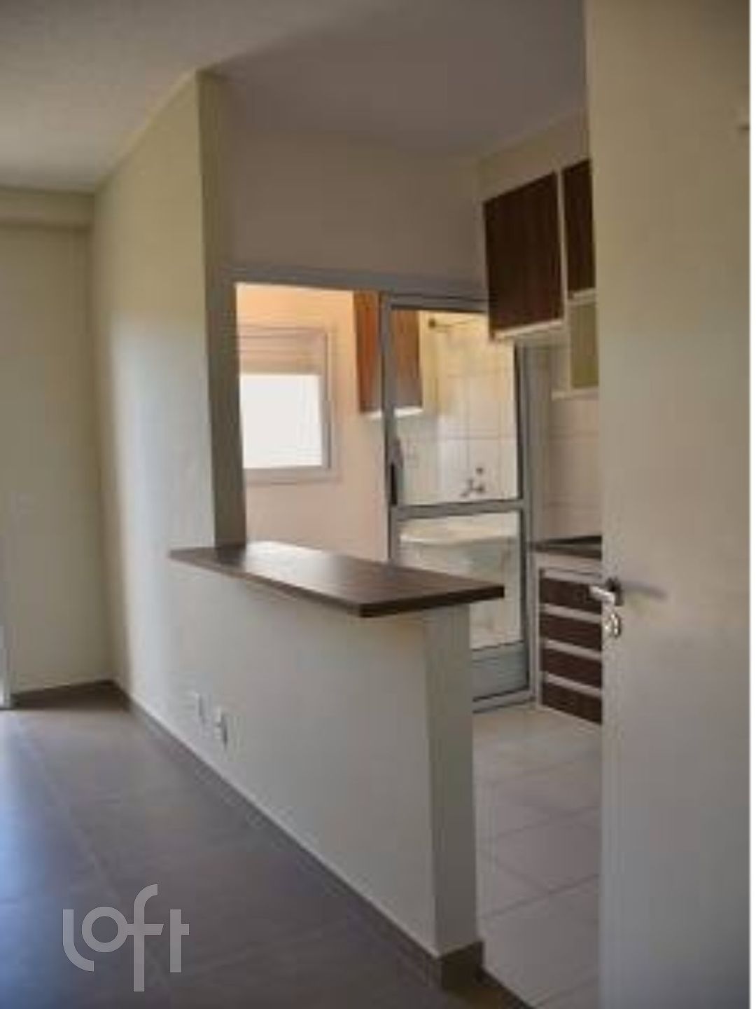 Apartamento à venda com 2 quartos, 75m² - Foto 1