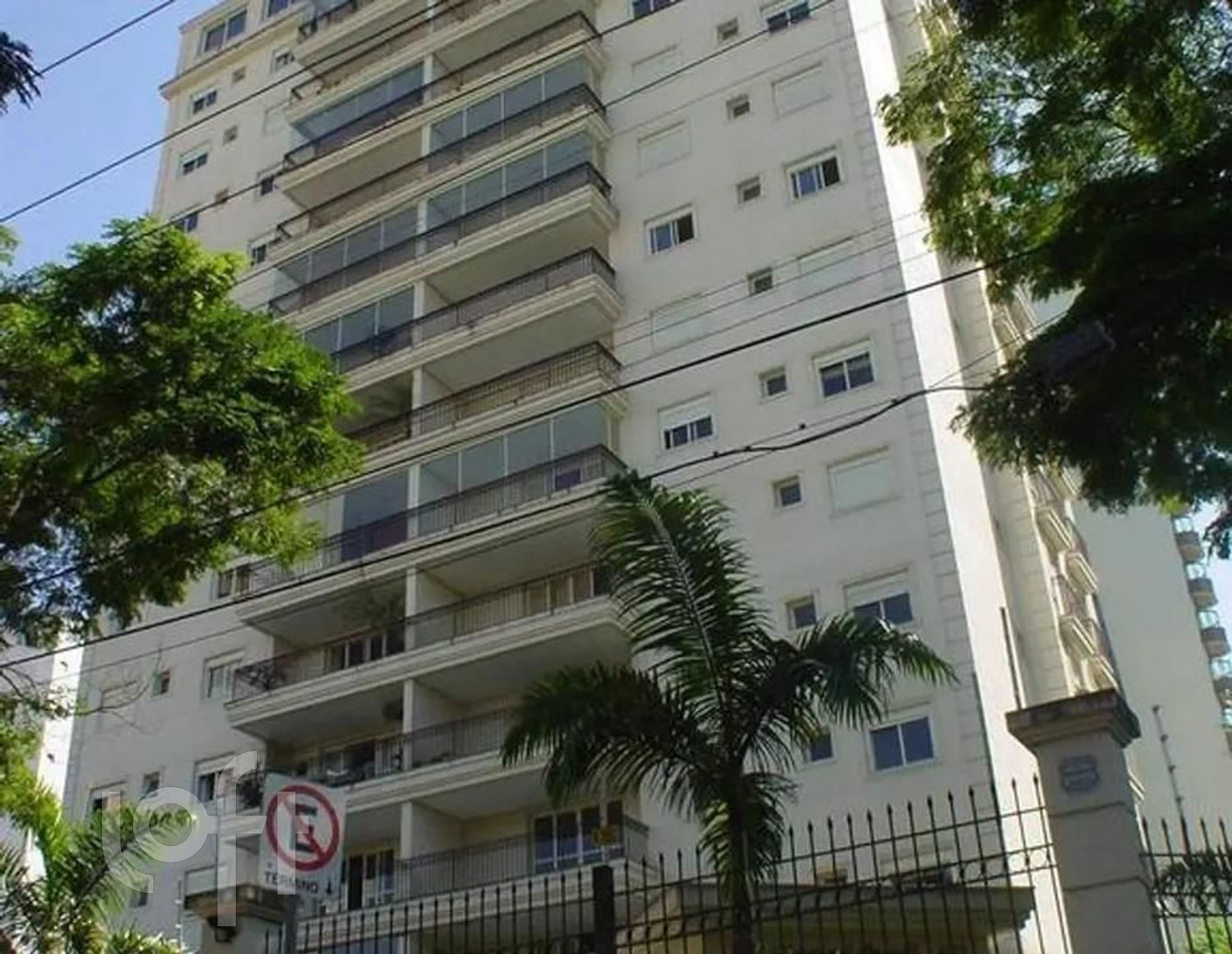 Apartamento à venda com 3 quartos, 142m² - Foto 1