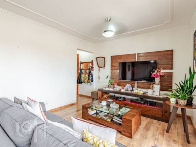 Apartamento com 110m², 3 dormitórios, 1 suíte, 2 vagas, Menino Deus em Porto Alegre