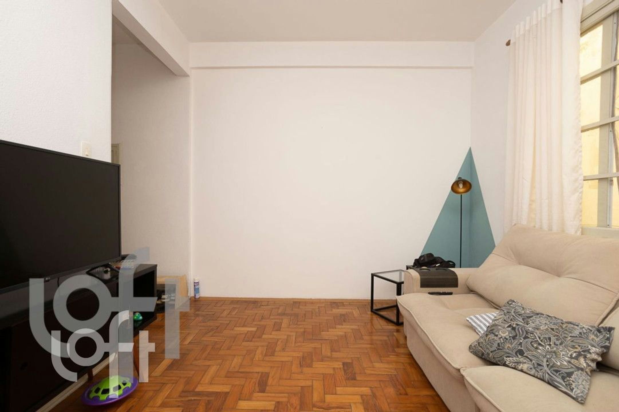 Apartamento à venda com 2 quartos, 75m² - Foto 4