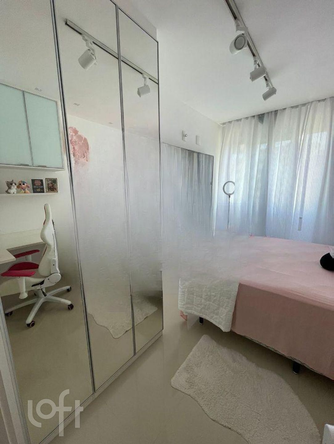 Apartamento à venda com 3 quartos, 139m² - Foto 4