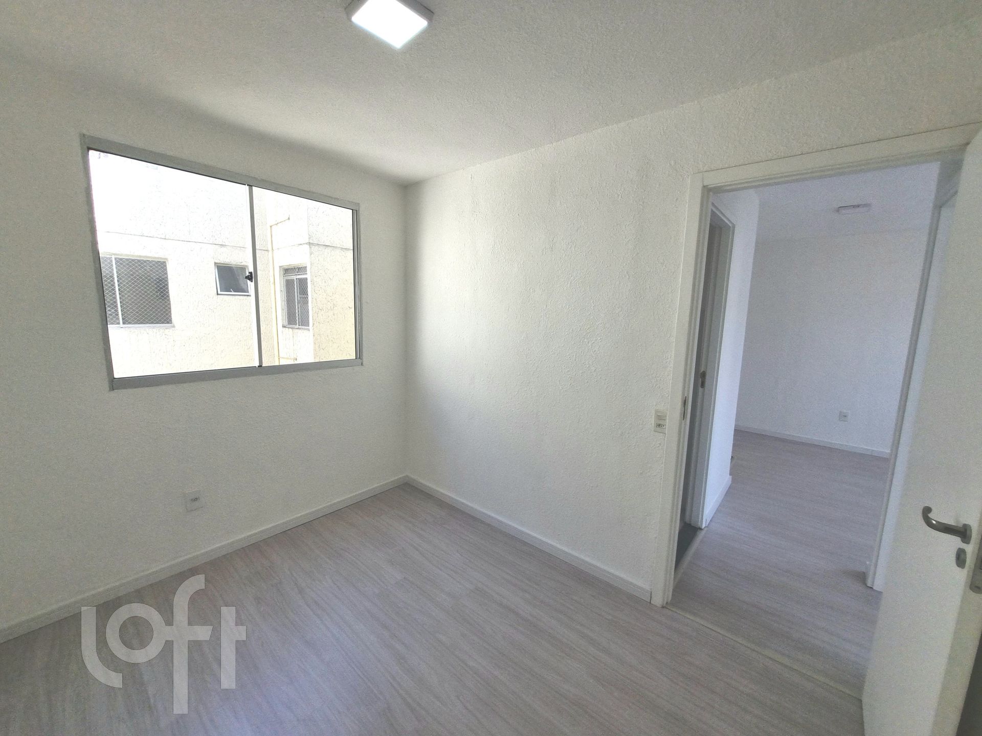 Apartamento à venda com 2 quartos, 39m² - Foto 8