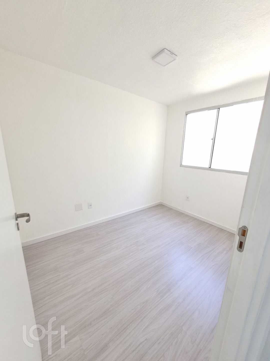 Apartamento à venda com 2 quartos, 39m² - Foto 3