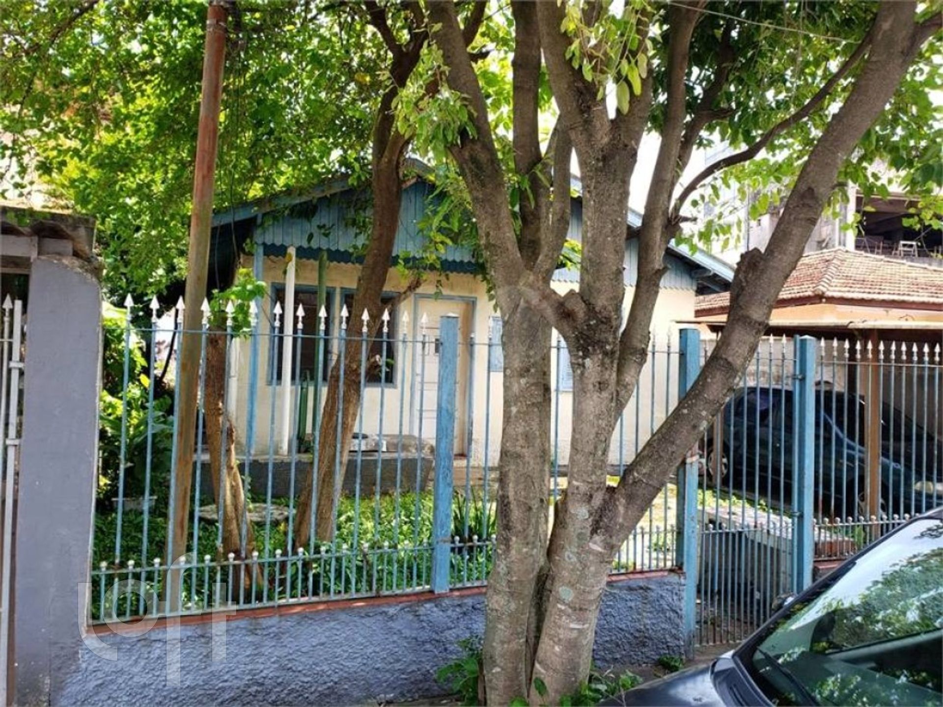 Casa à venda com 2 quartos, 80m² - Foto 2