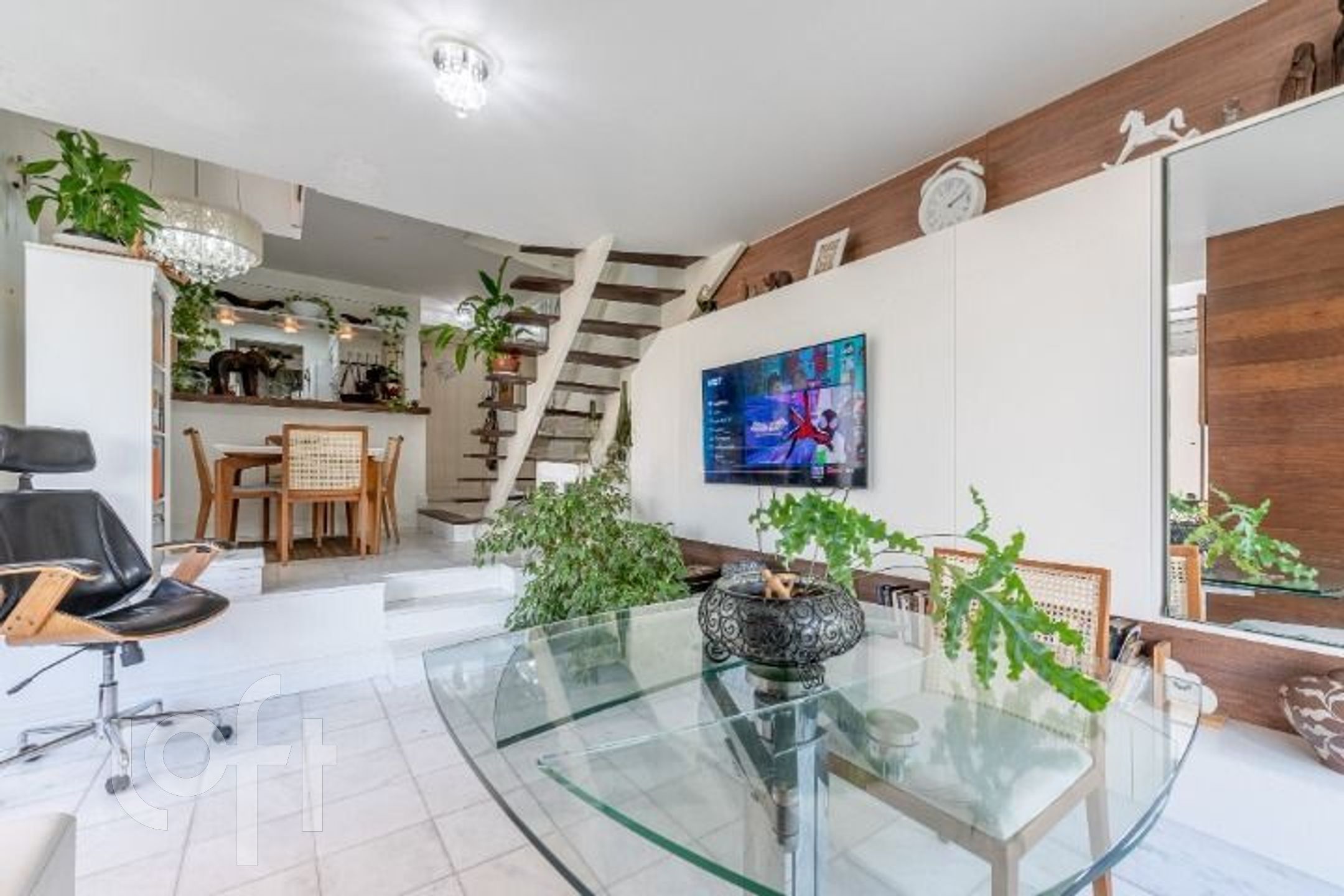 Apartamento Duplex, 2 dormitórios (1 suíte), a venda no bairro Bela Vista, Porto Alegre