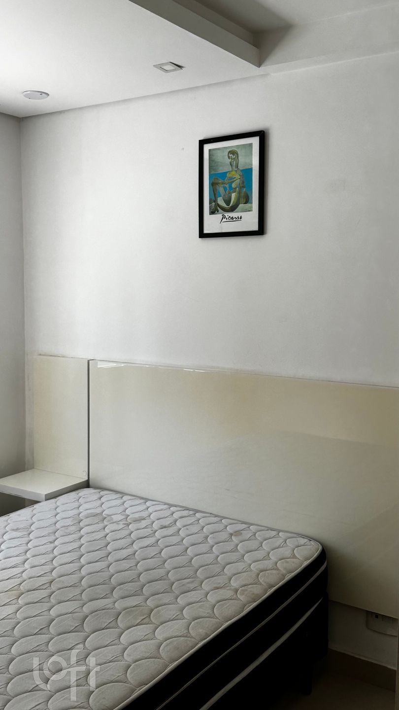 Apartamento à venda com 1 quarto, 36m² - Foto 12