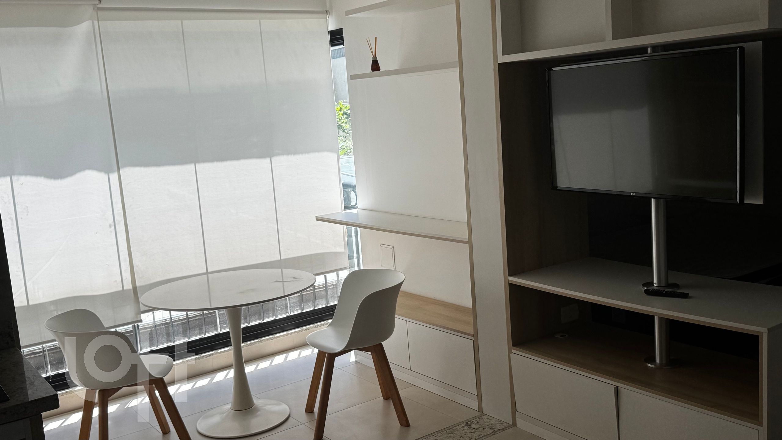 Apartamento à venda com 1 quarto, 36m² - Foto 4