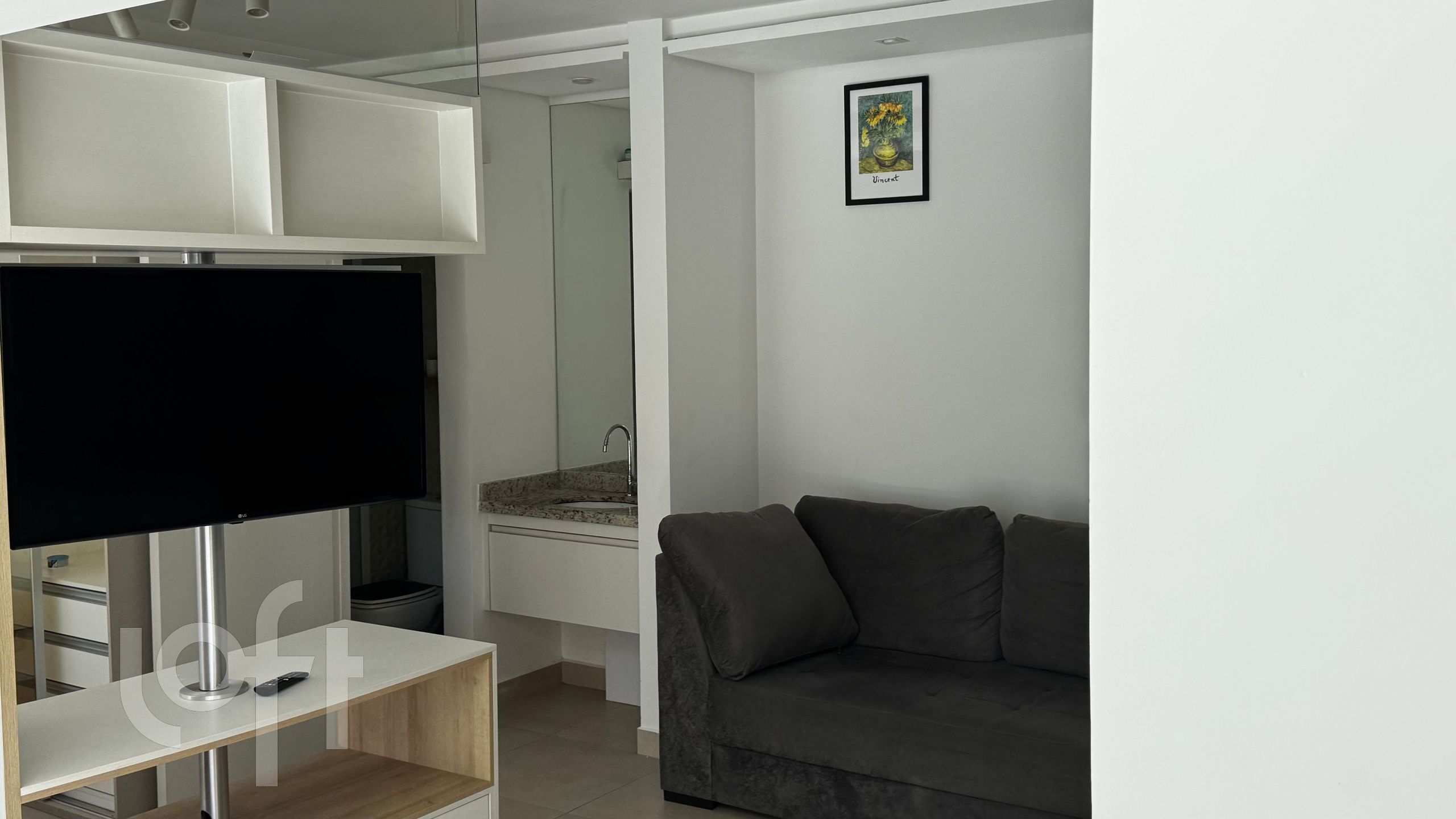 Apartamento à venda com 1 quarto, 36m² - Foto 2