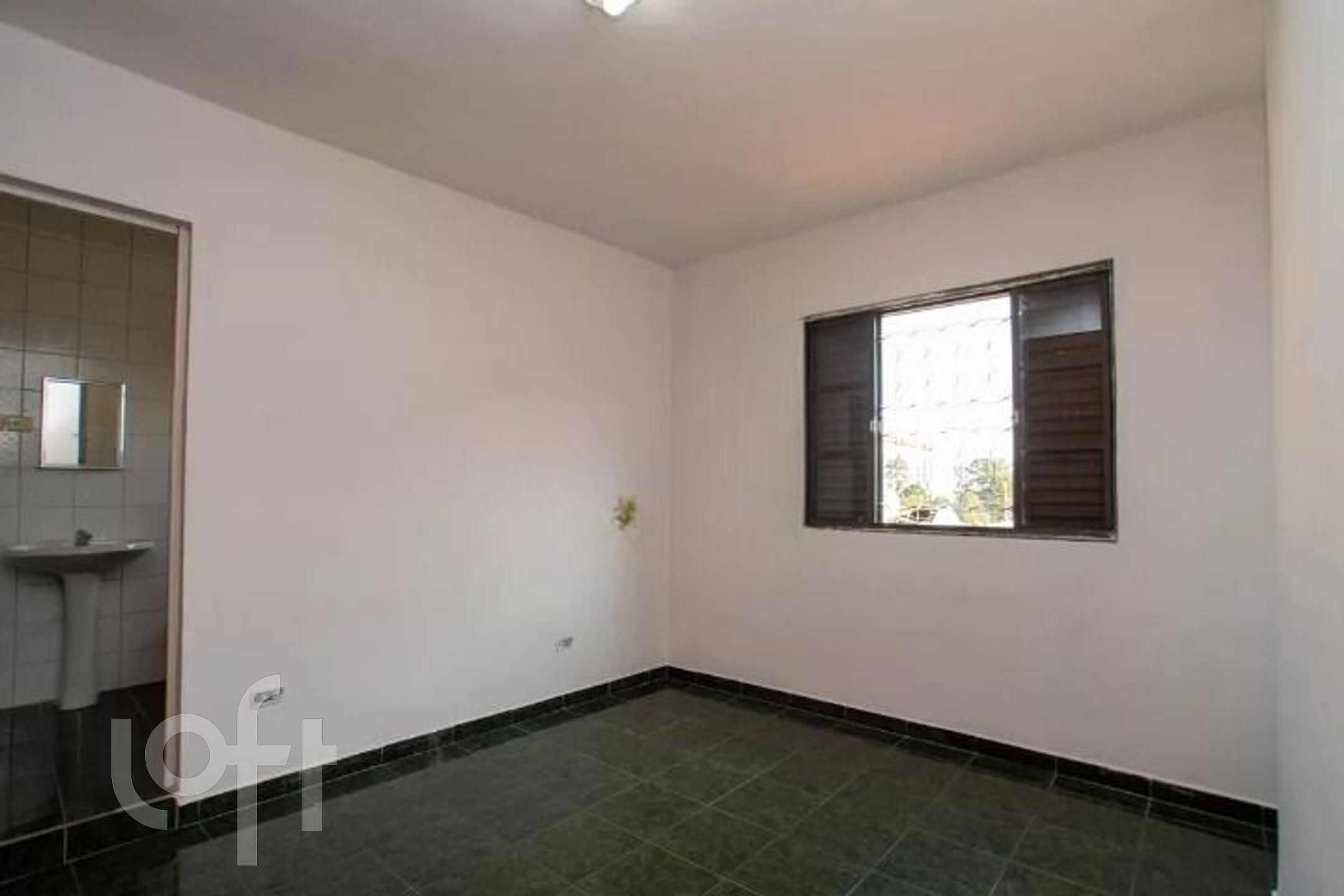 Casa à venda com 3 quartos, 100m² - Foto 6