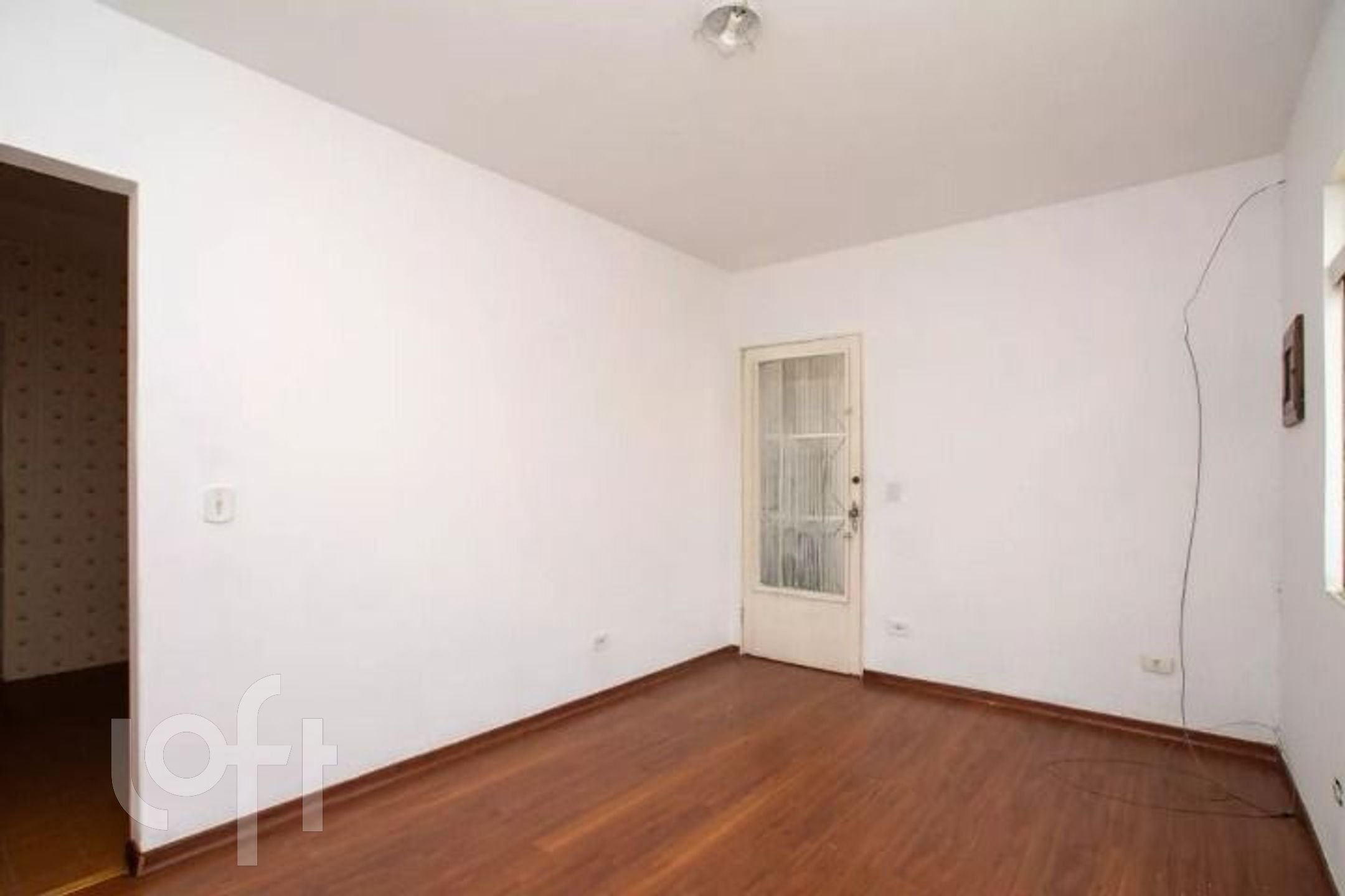 Casa à venda com 3 quartos, 100m² - Foto 2