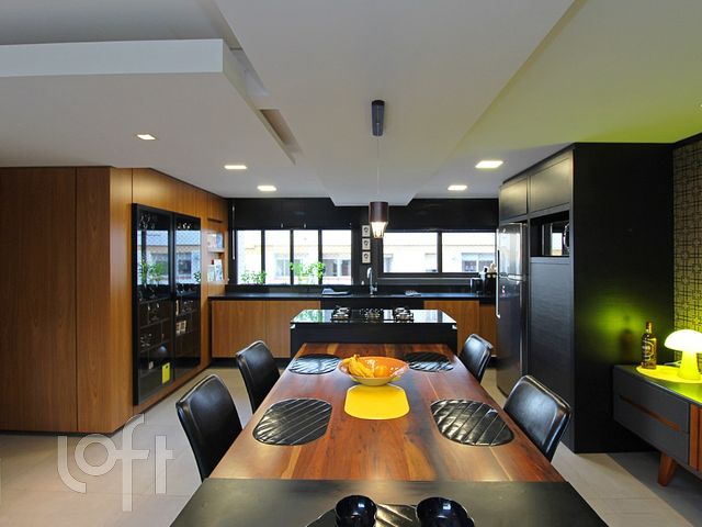 Apartamento com 107m², 2 dormitórios, 2 suítes, 2 vagas, Higienópolis em Porto Alegre