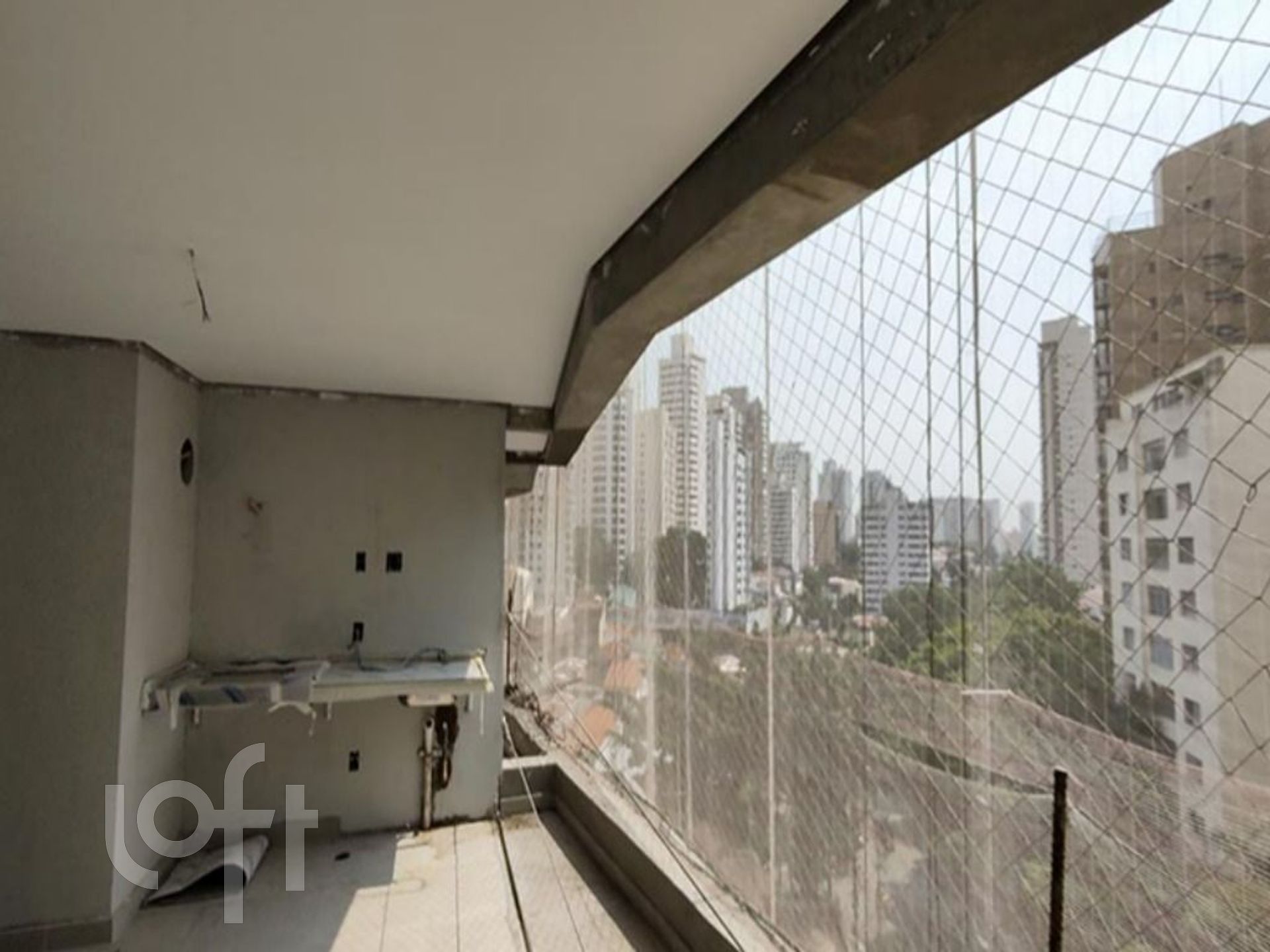 Apartamento à venda com 3 quartos, 144m² - Foto 1