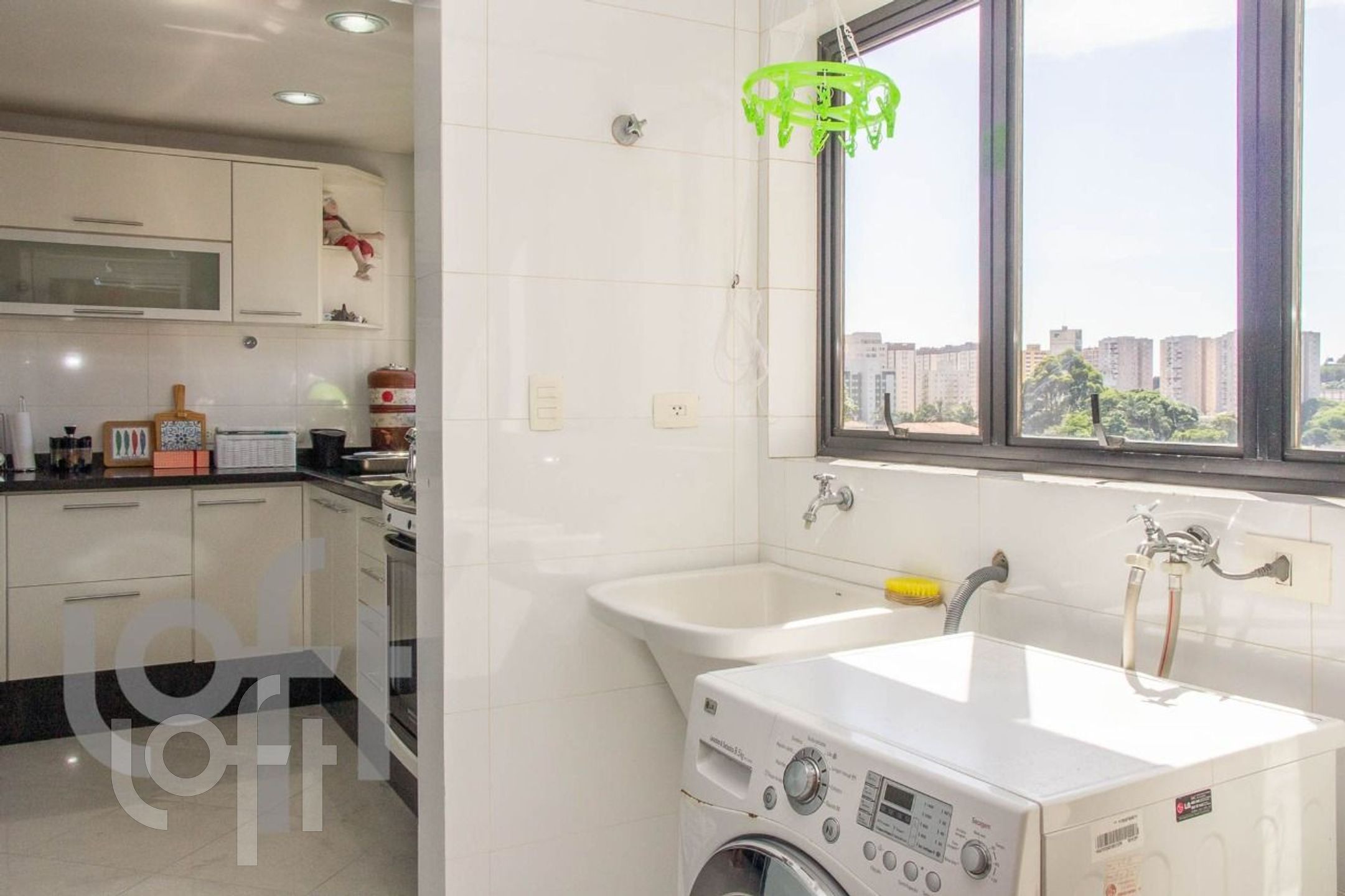 Apartamento à venda com 3 quartos, 210m² - Foto 23