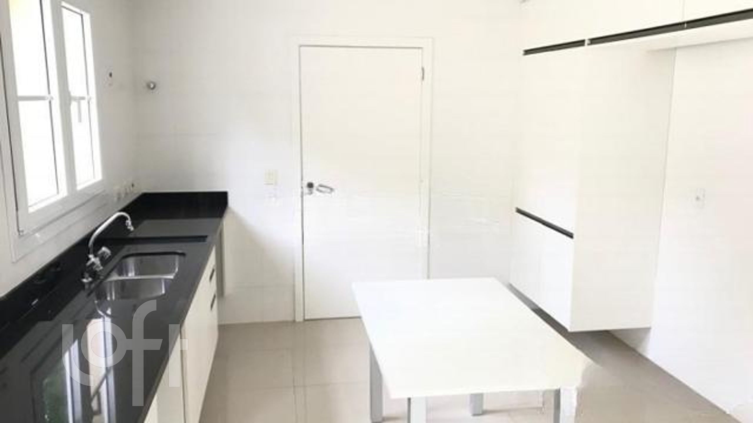 Casa de Condomínio à venda com 4 quartos, 227m² - Foto 8