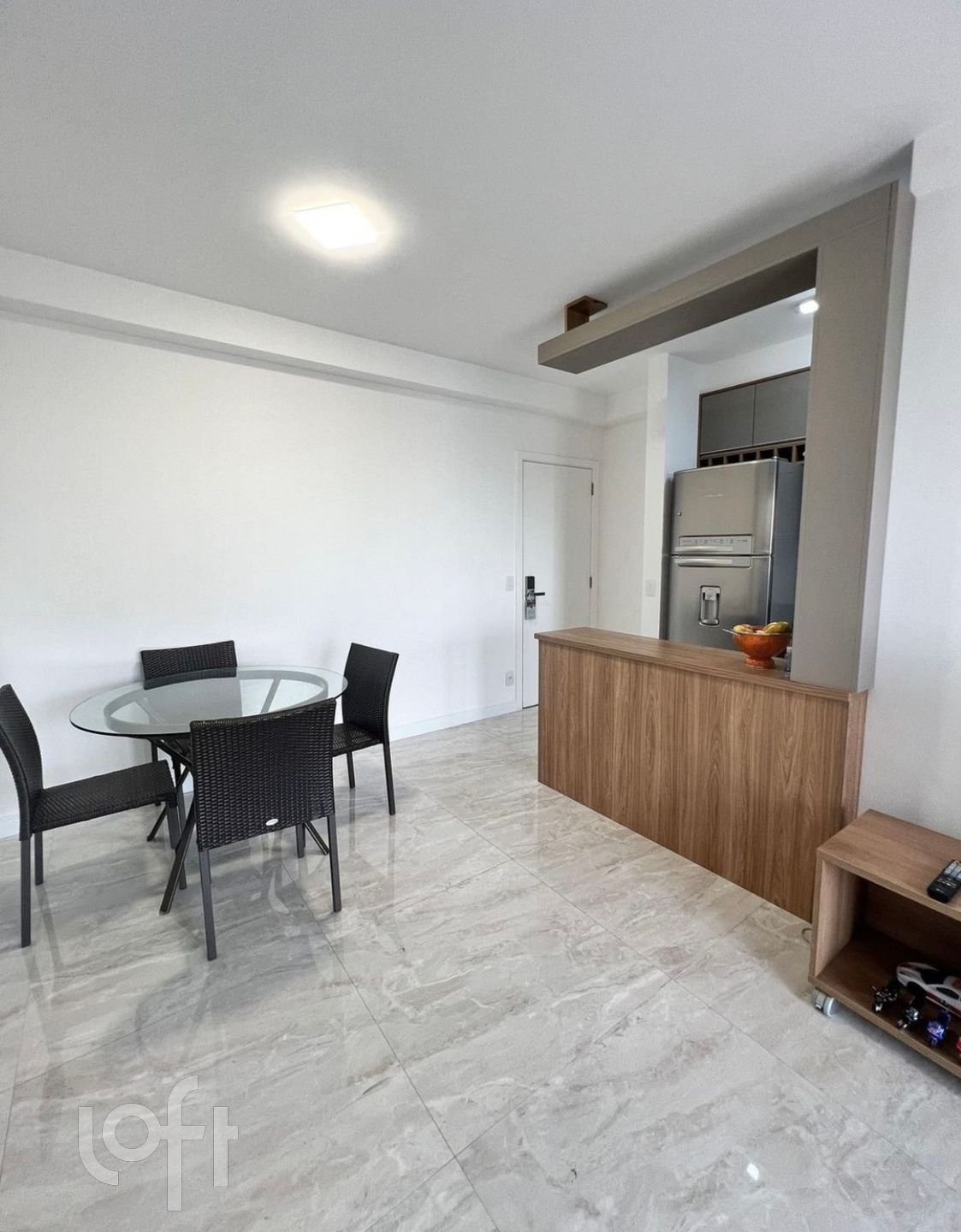 Apartamento à venda com 2 quartos, 67m² - Foto 1