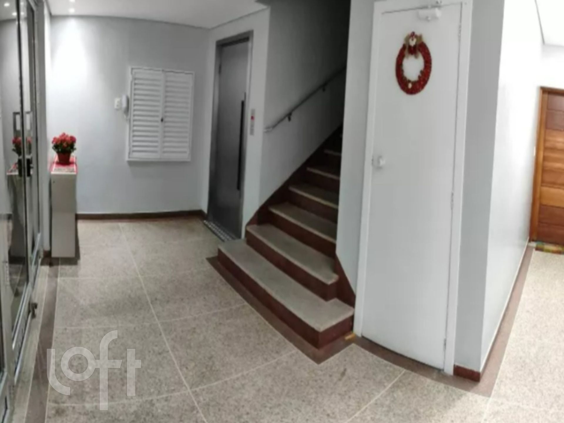 Apartamento à venda com 2 quartos, 75m² - Foto 20