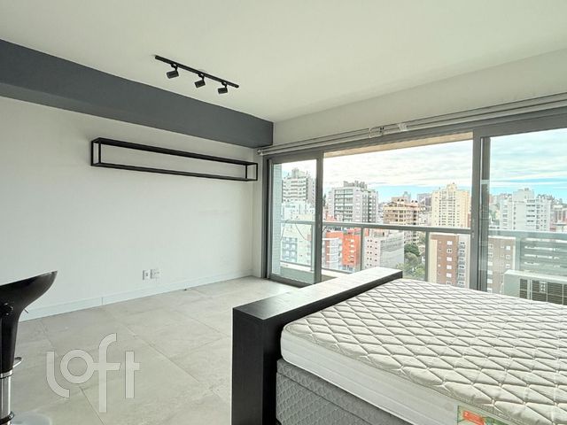 Apartamento com 39m², 1 dormitório, 1 vaga, Auxiliadora em Porto Alegre