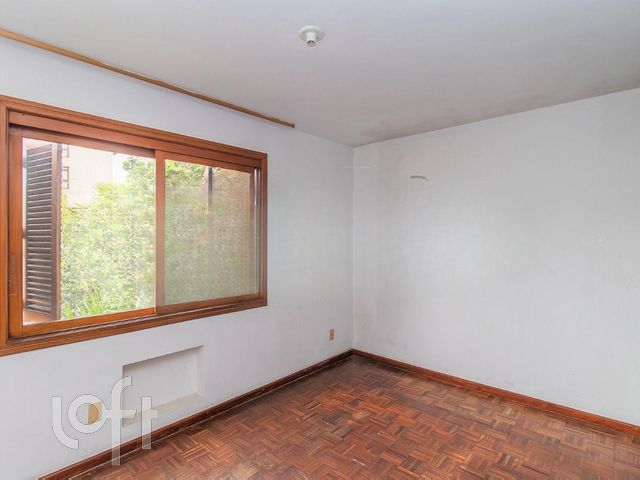 Apartamento com 94m², 2 dormitórios, 1 suíte, 1 vaga, Jardim Botânico em Porto Alegre