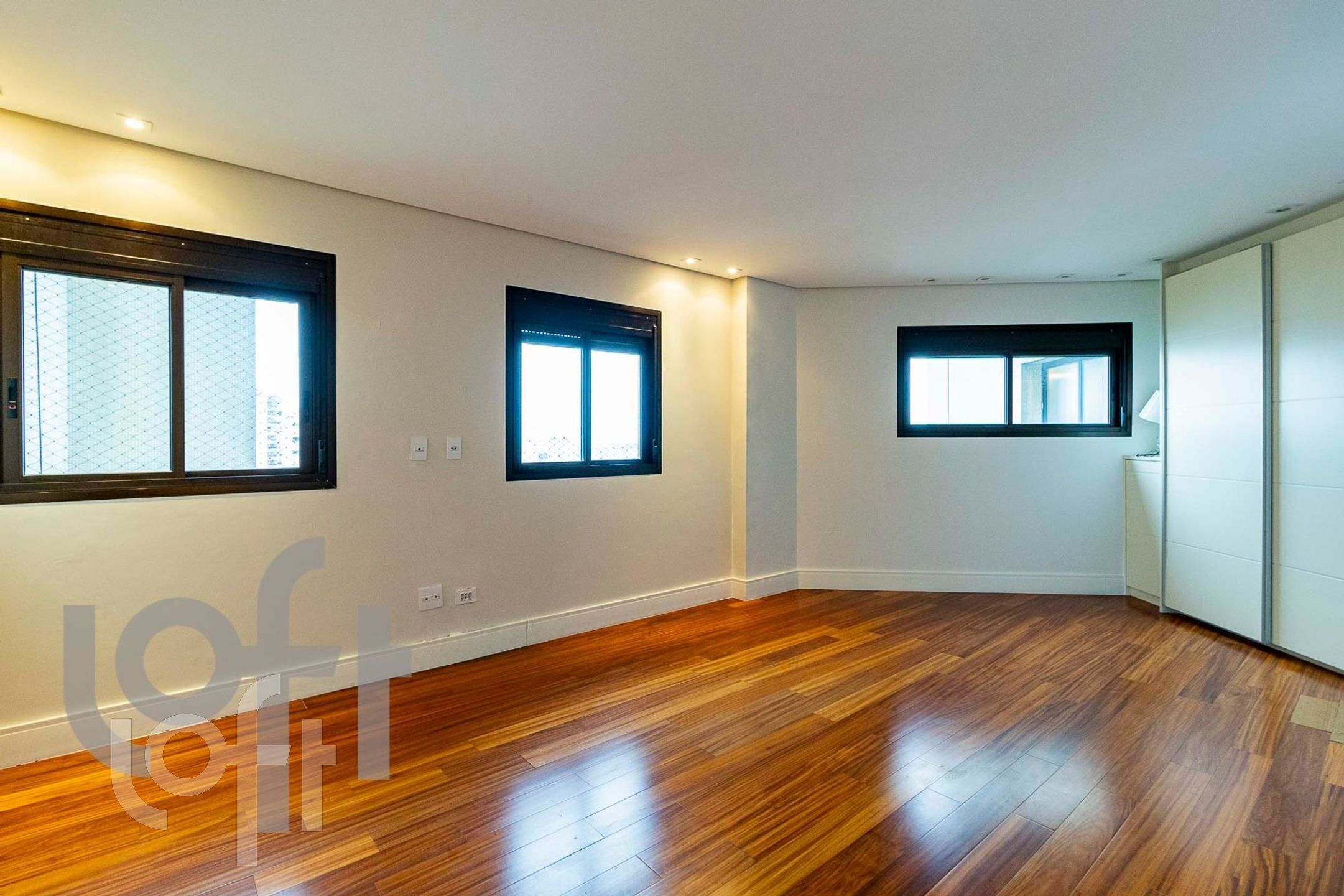 Apartamento à venda com 4 quartos, 411m² - Foto 12