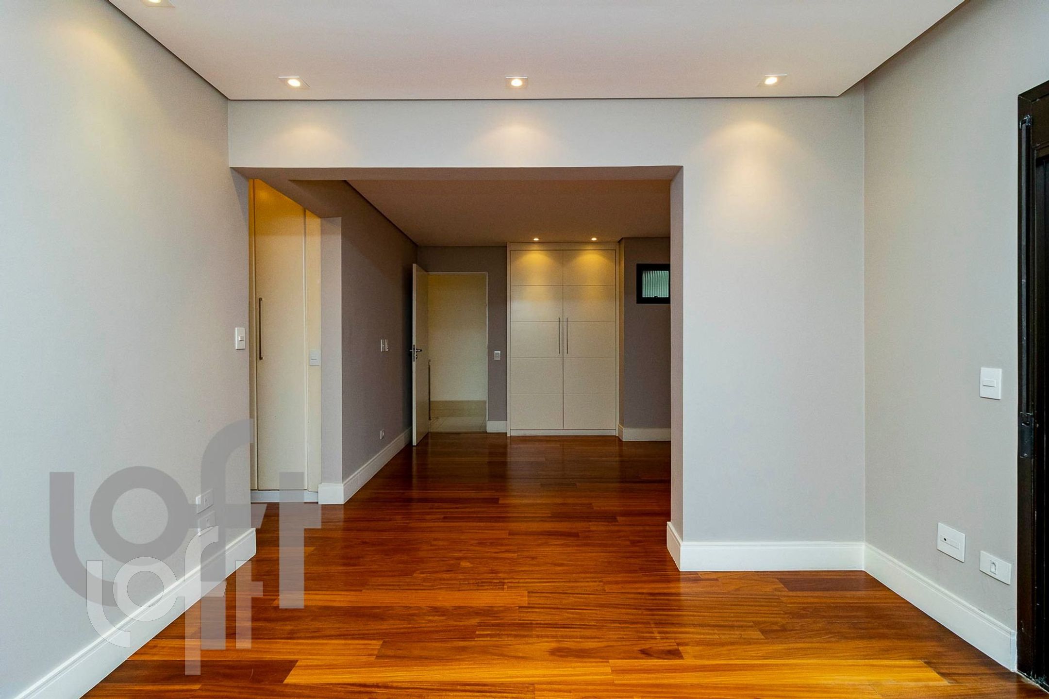 Apartamento à venda com 4 quartos, 411m² - Foto 7