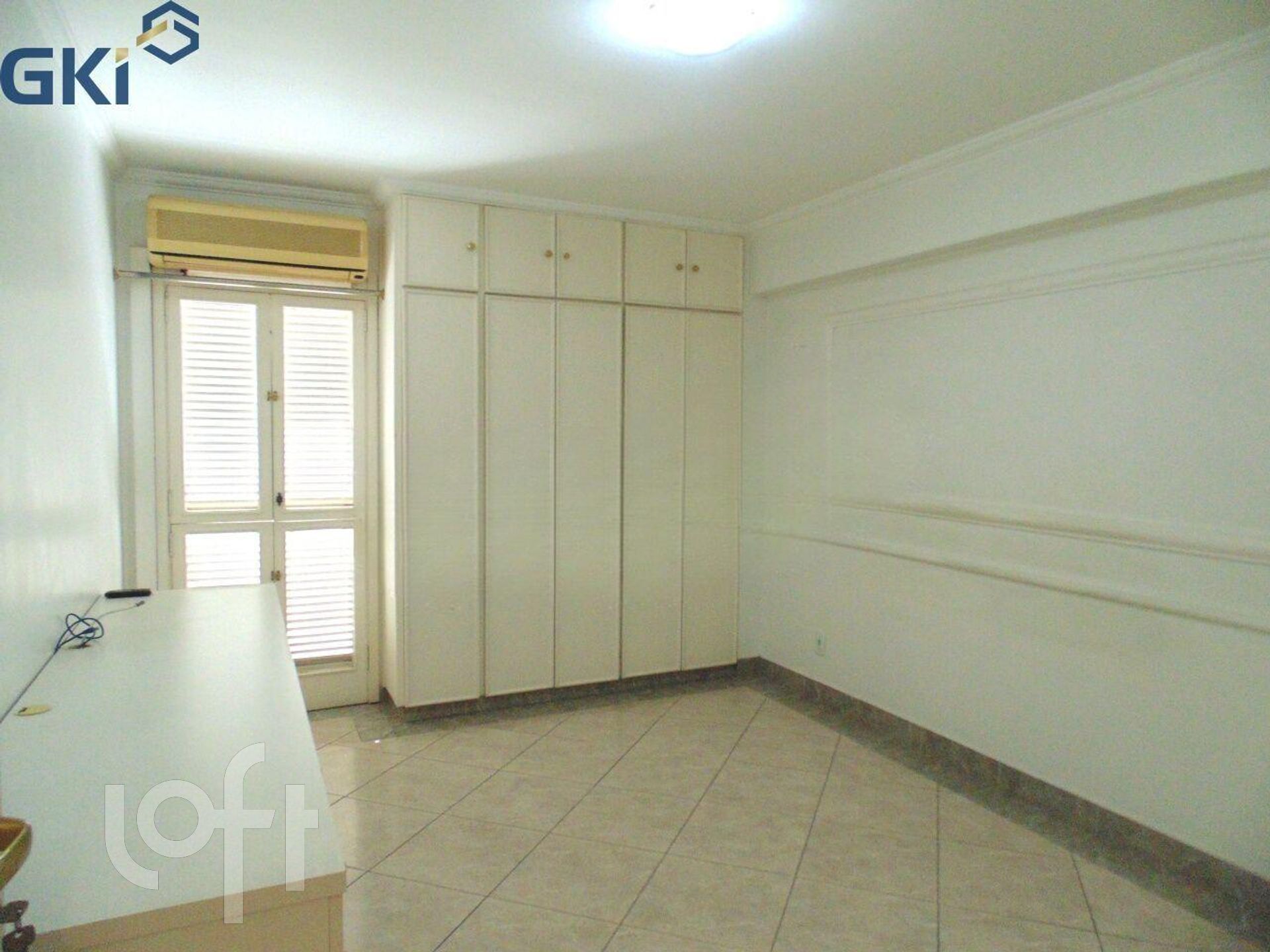 Apartamento à venda com 1 quarto, 57m² - Foto 15