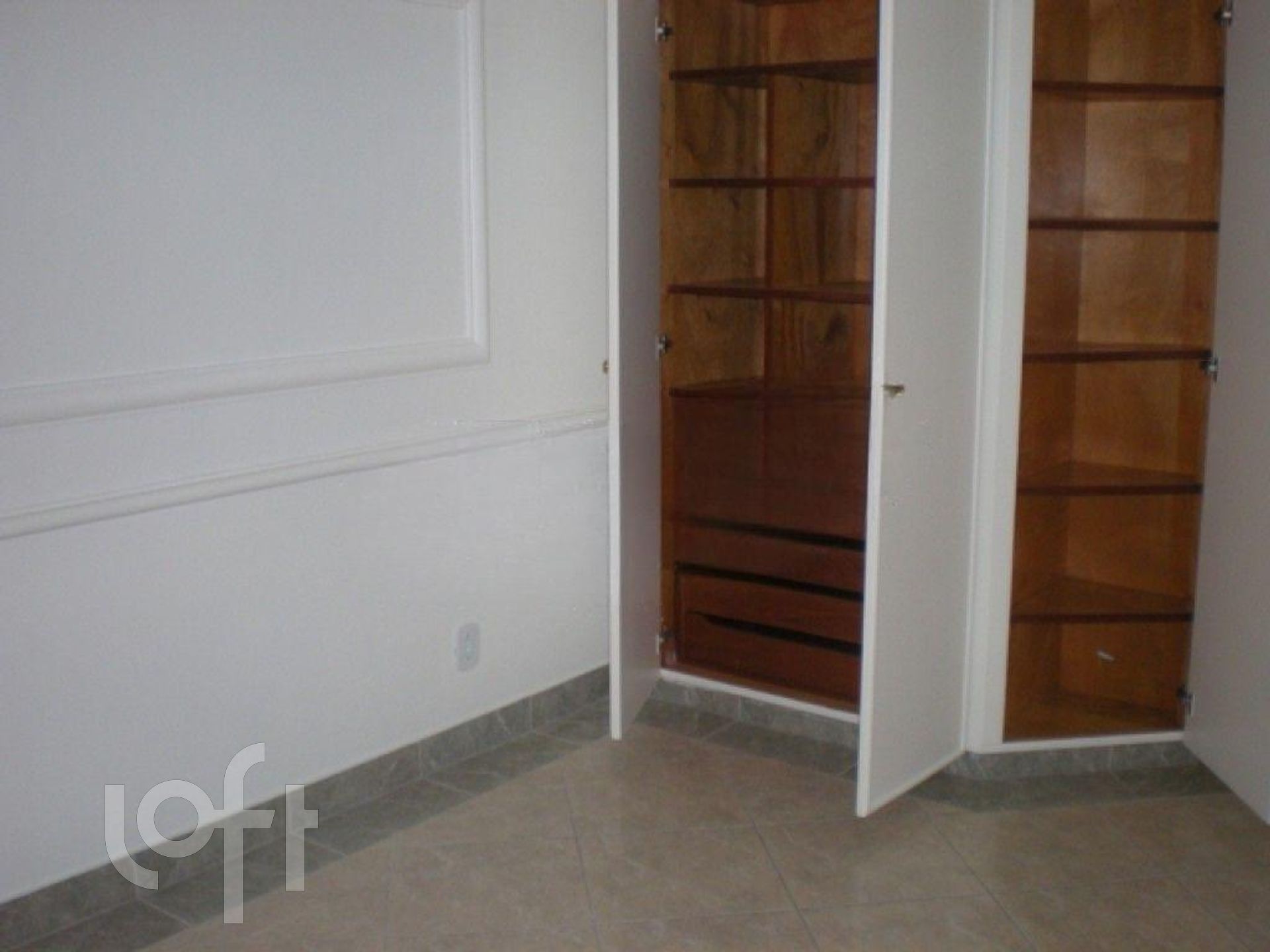 Apartamento à venda com 1 quarto, 57m² - Foto 10