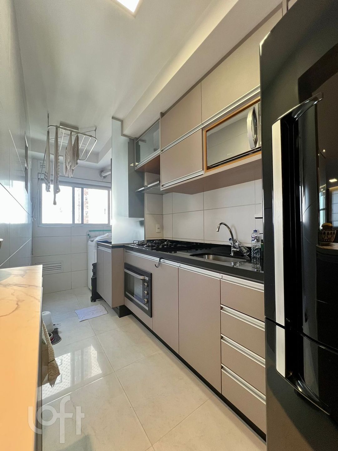 Apartamento à venda com 2 quartos, 60m² - Foto 7