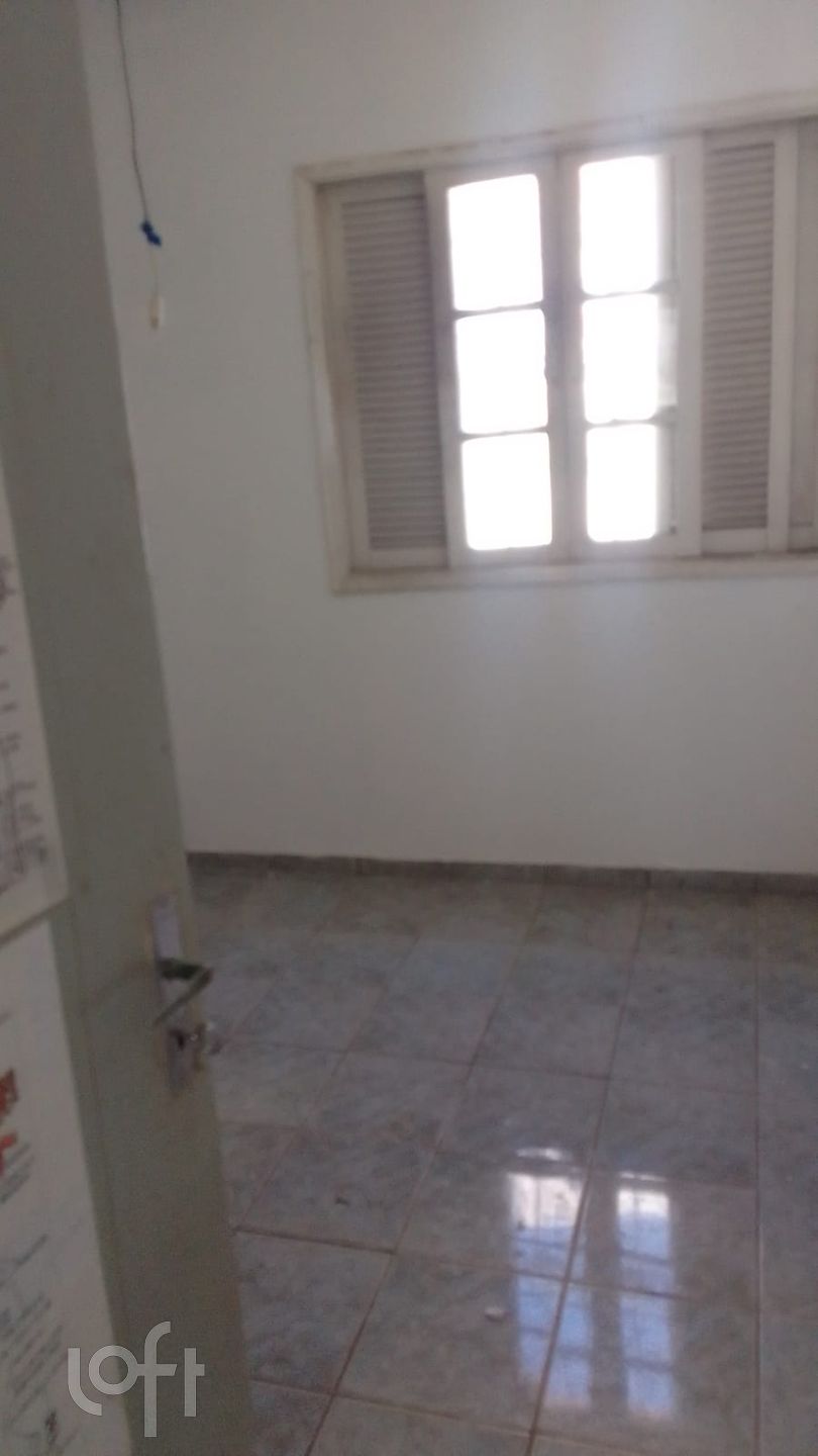 Apartamento à venda com 1 quarto, 49m² - Foto 2