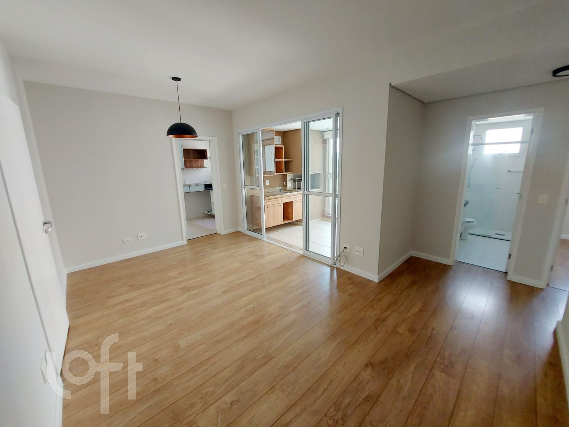 Apartamento à venda com 2 quartos, 76m² - Foto 2