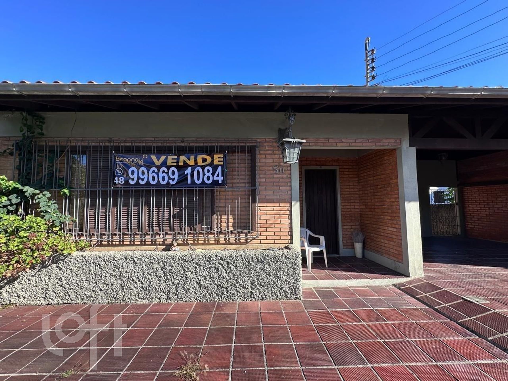 Casa à venda em Itaguaçu com 292 m², 5 quartos, 3 suítes, 2 vagas