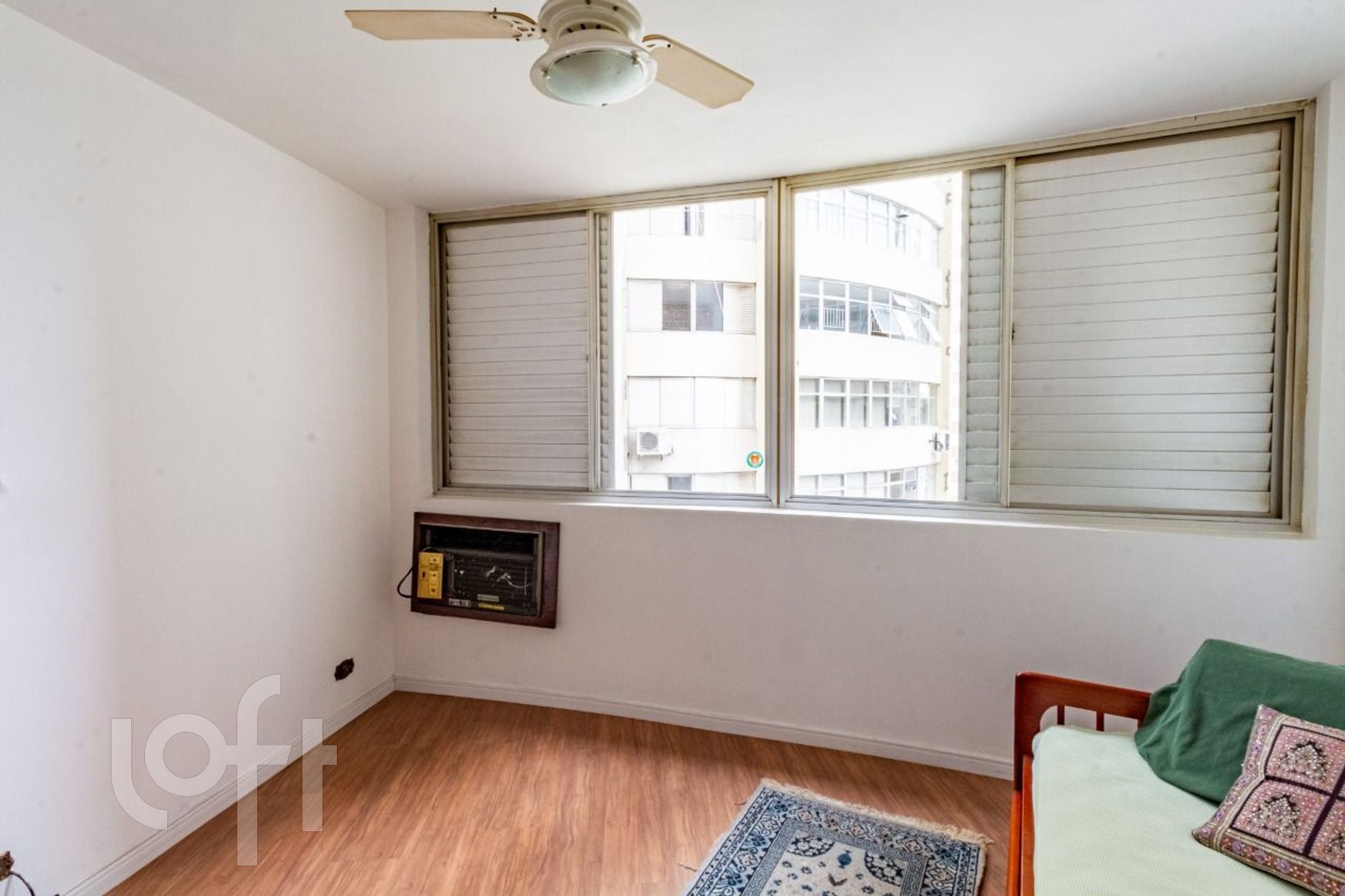 Apartamento à venda com 3 quartos, 178m² - Foto 11