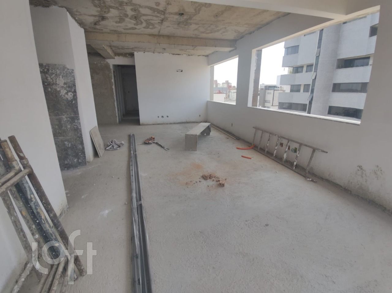 Apartamento à venda com 3 quartos, 116m² - Foto 5