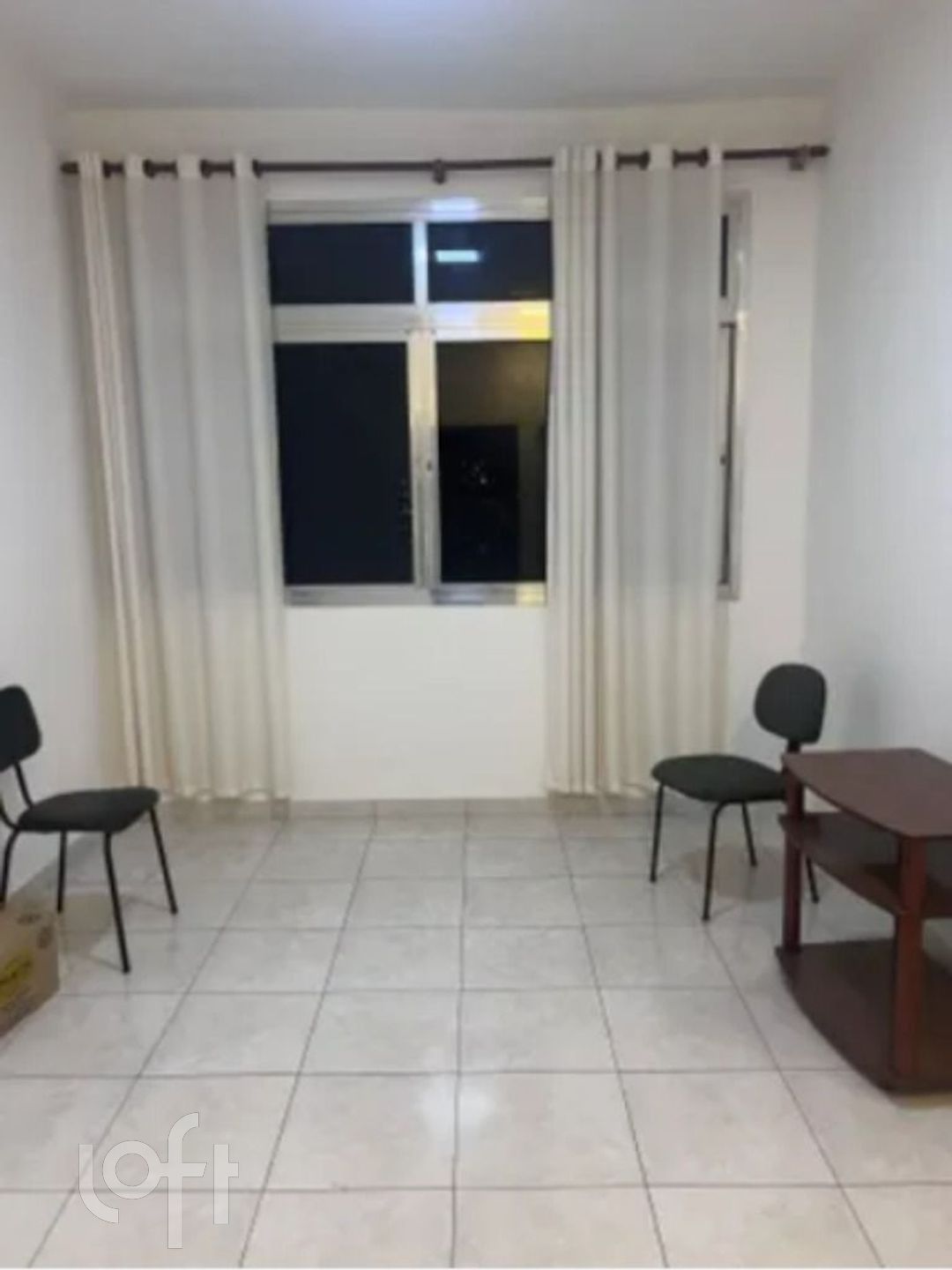 Apartamento à venda com 2 quartos, 77m² - Foto 1