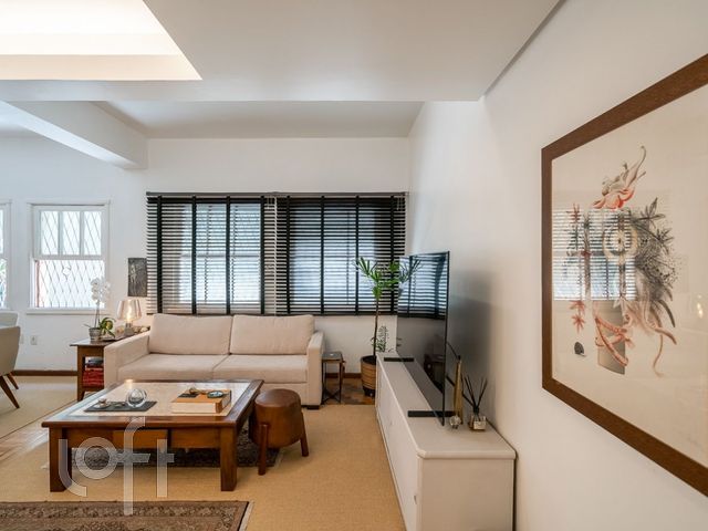 Apartamento com 82m², 3 dormitórios, Petrópolis em Porto Alegre