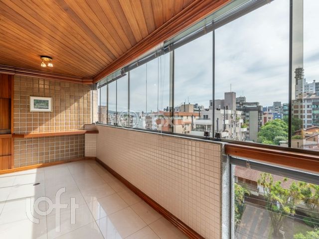 Apartamento com 154m², 3 dormitórios, 1 suíte, 2 vagas, Bela Vista em Porto Alegre