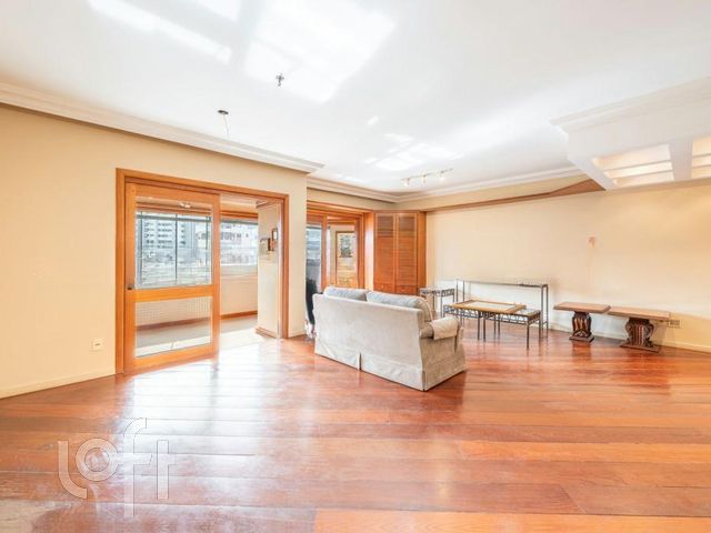 Apartamento com 154m², 3 dormitórios, 1 suíte, 2 vagas, Bela Vista em Porto Alegre