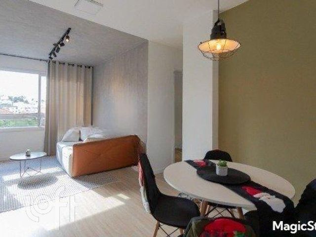 Apartamento com 64m², 2 dormitórios, 1 suíte, 1 vaga, São João em Porto Alegre